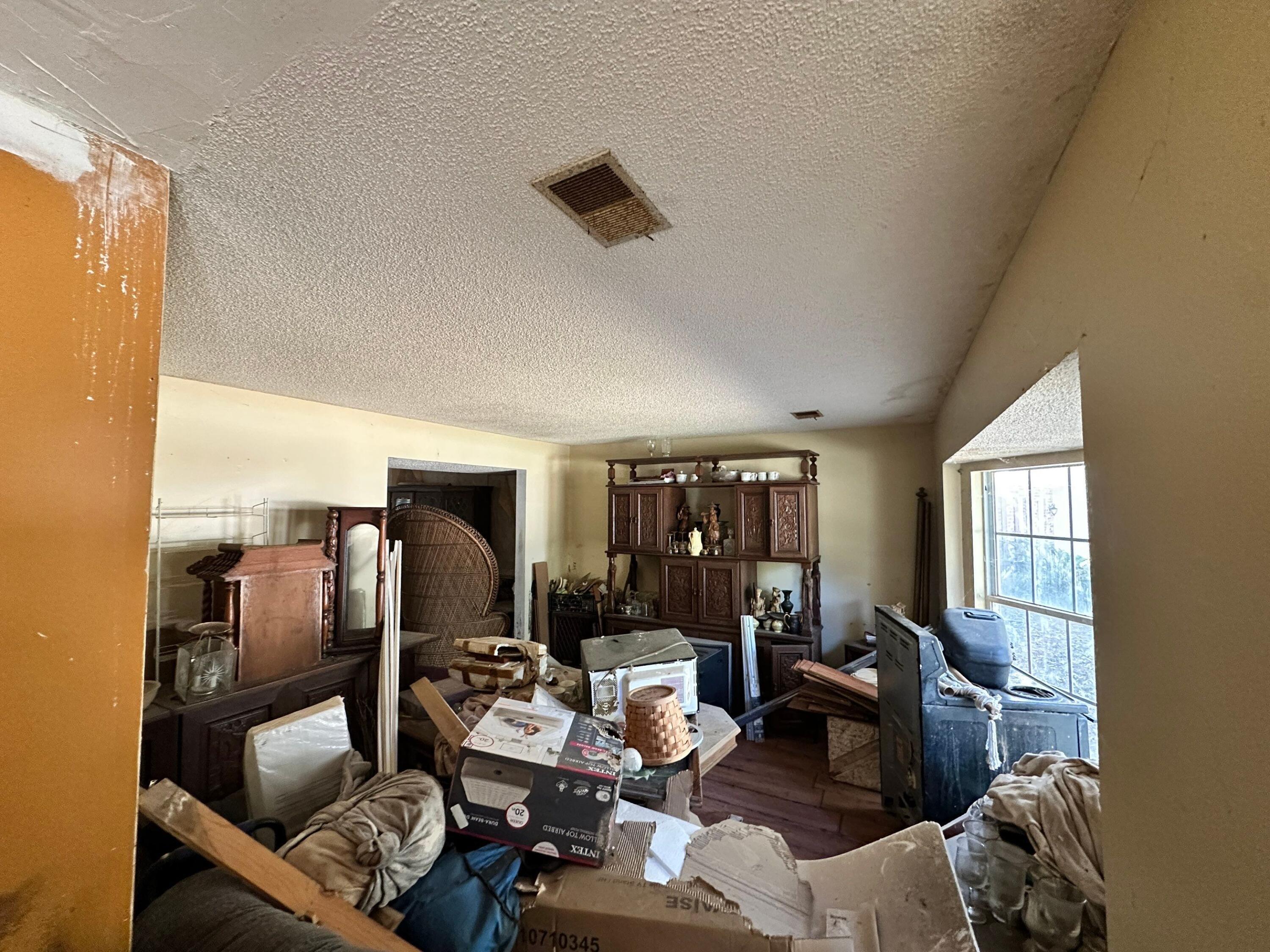 8423 Scotts Mill Drive