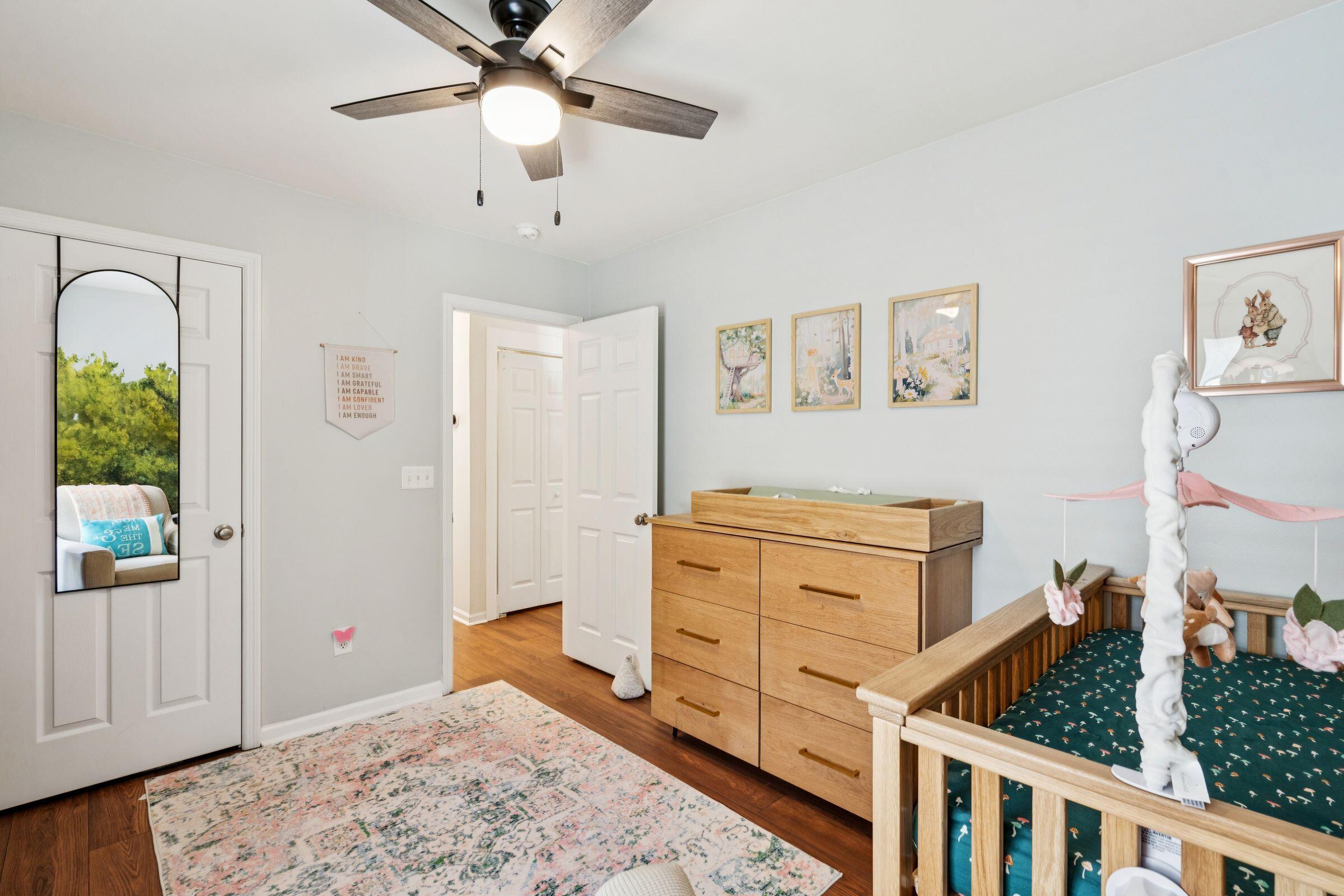 1516 Royal Colony Road