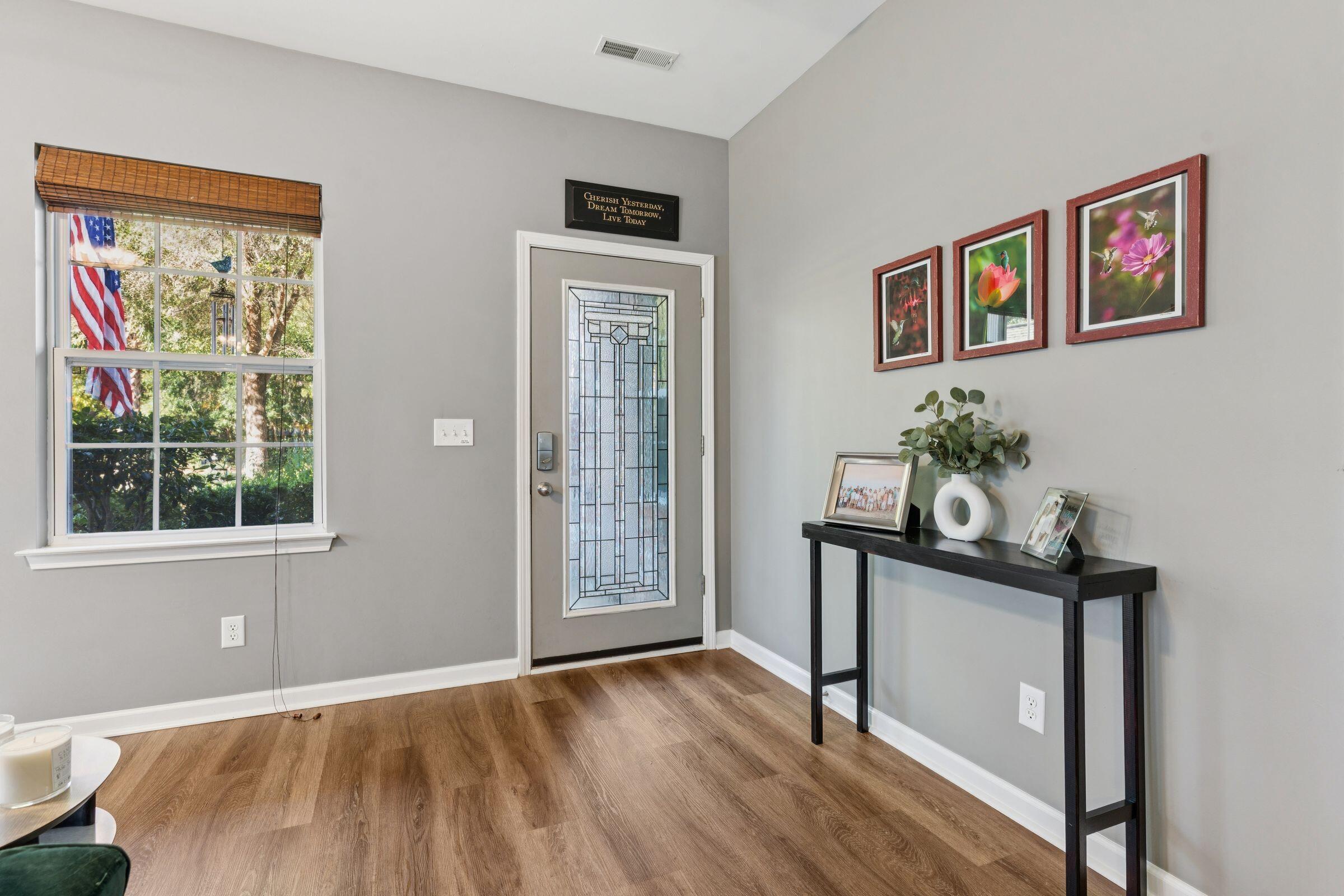 1652 Saint Johns Parrish Way