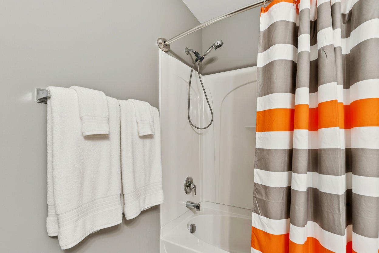 1652 Saint Johns Parrish Way