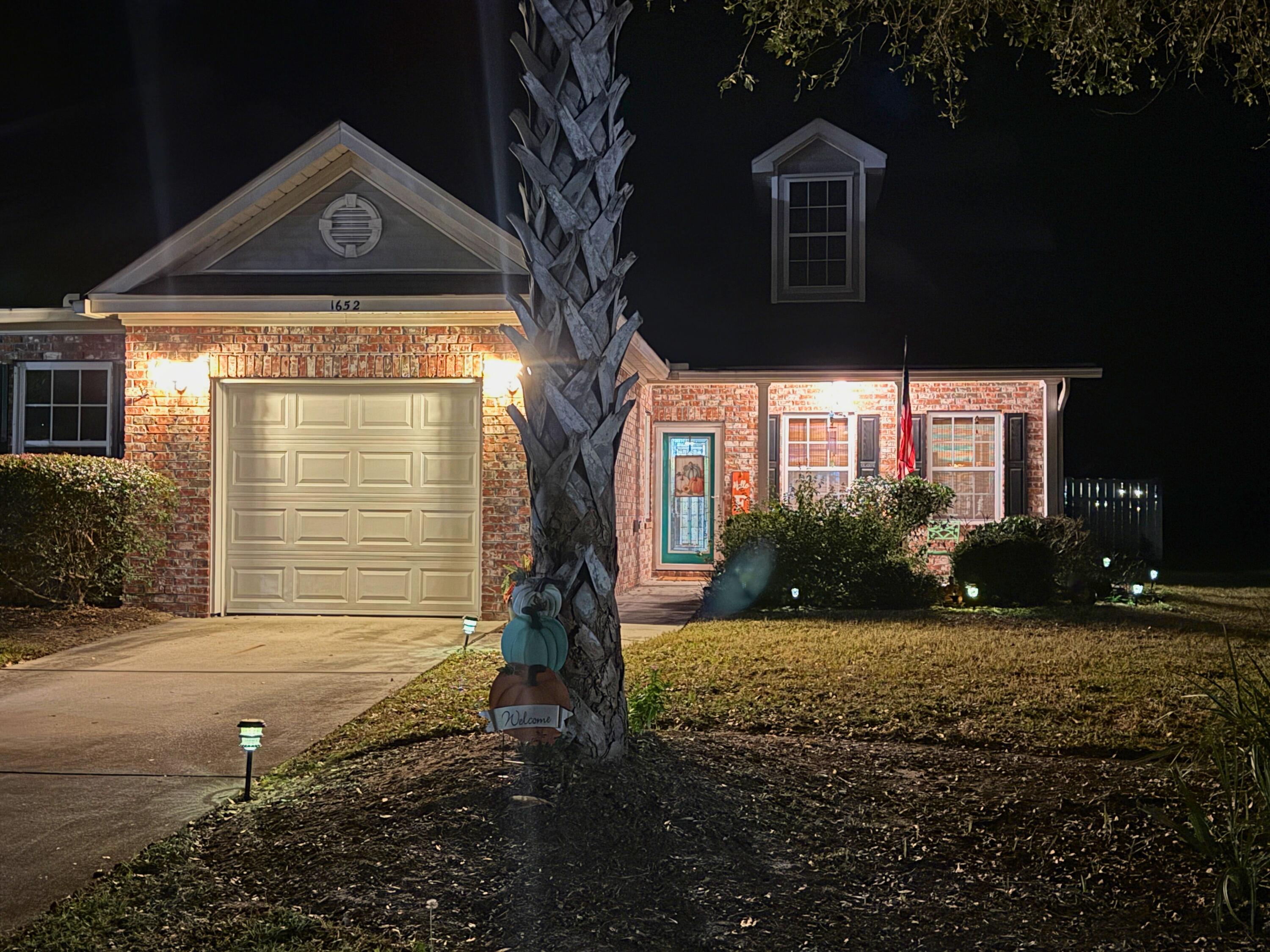 1652 Saint Johns Parrish Way