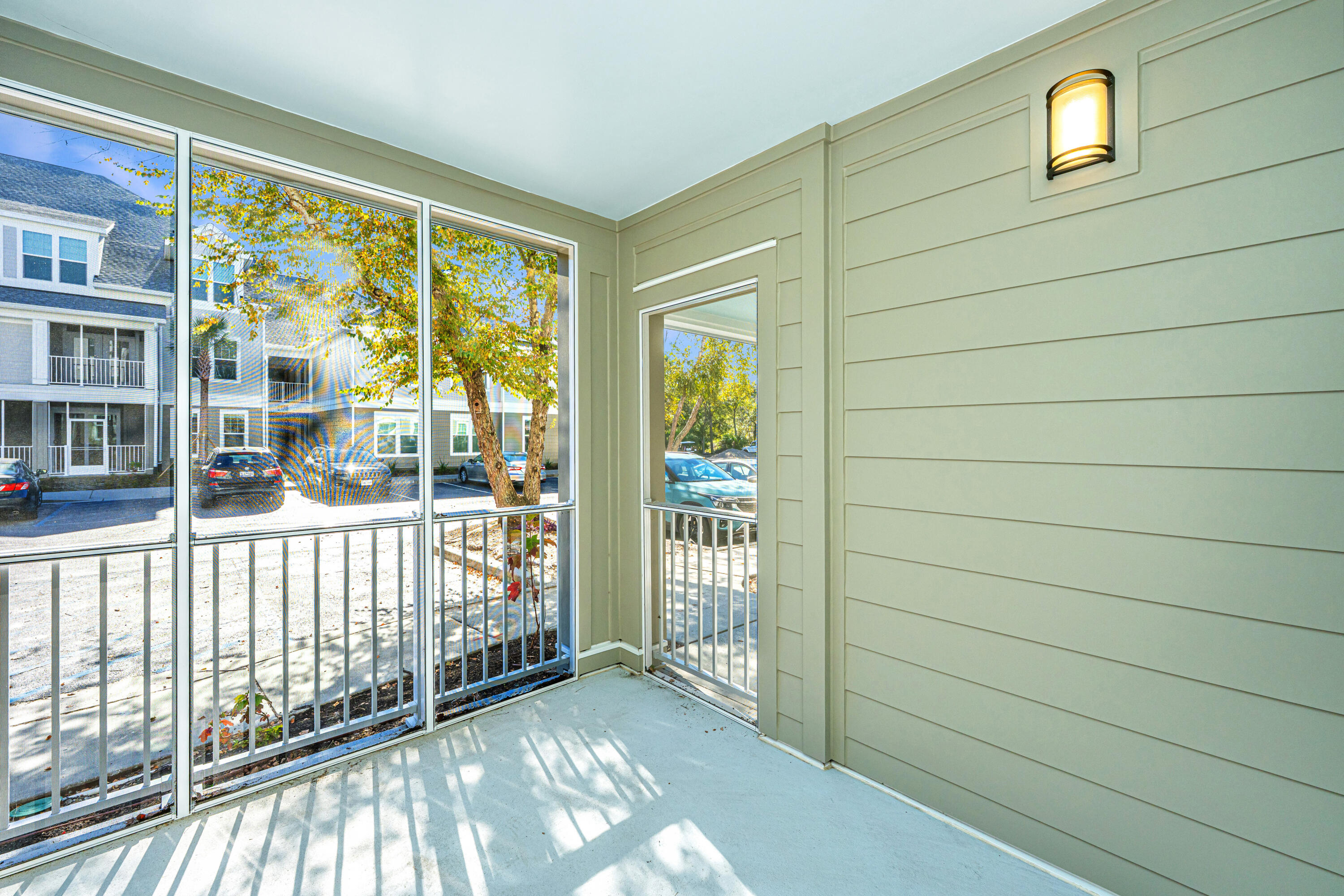 130 River Landing Drive # 3113