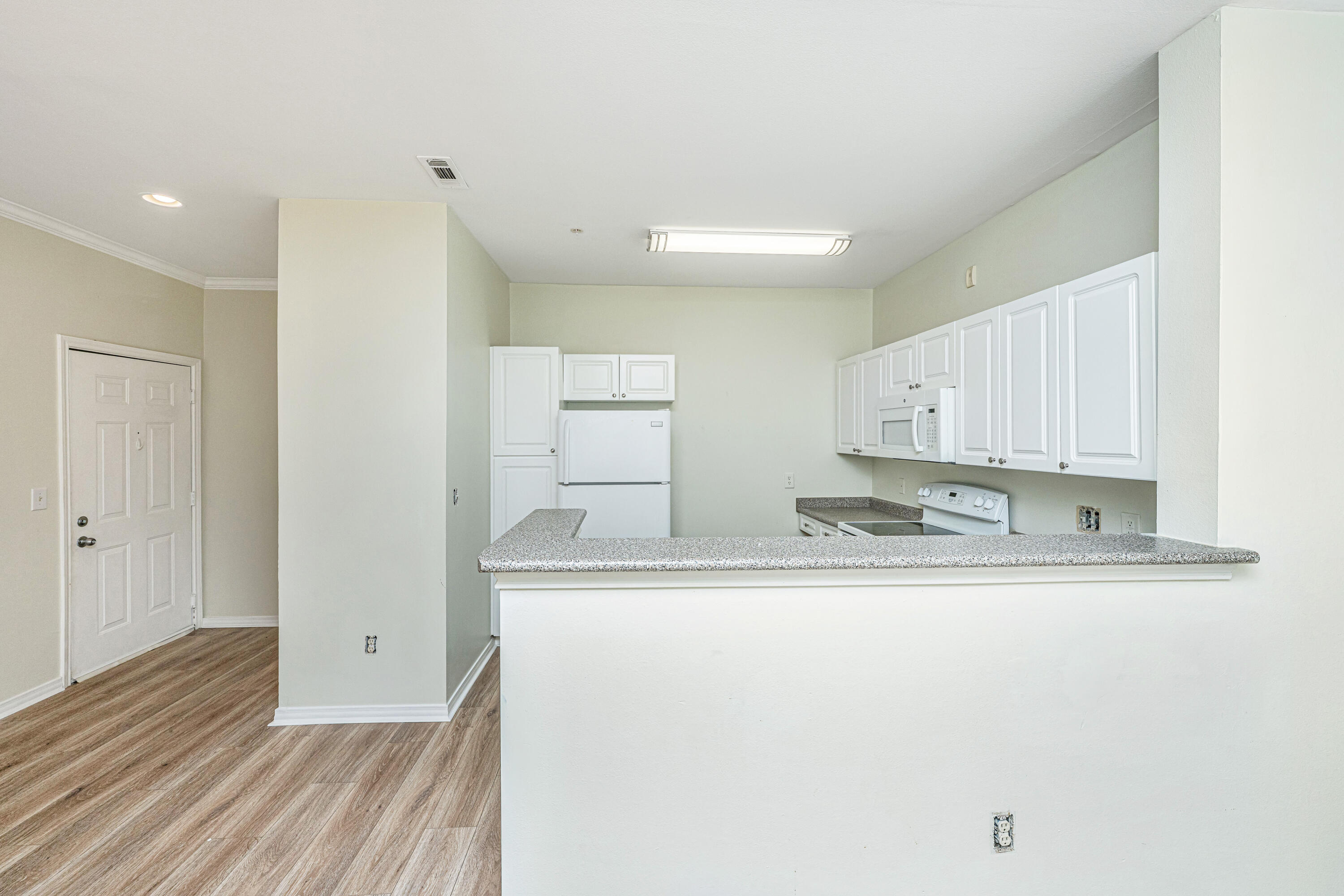 130 River Landing Drive # 3113