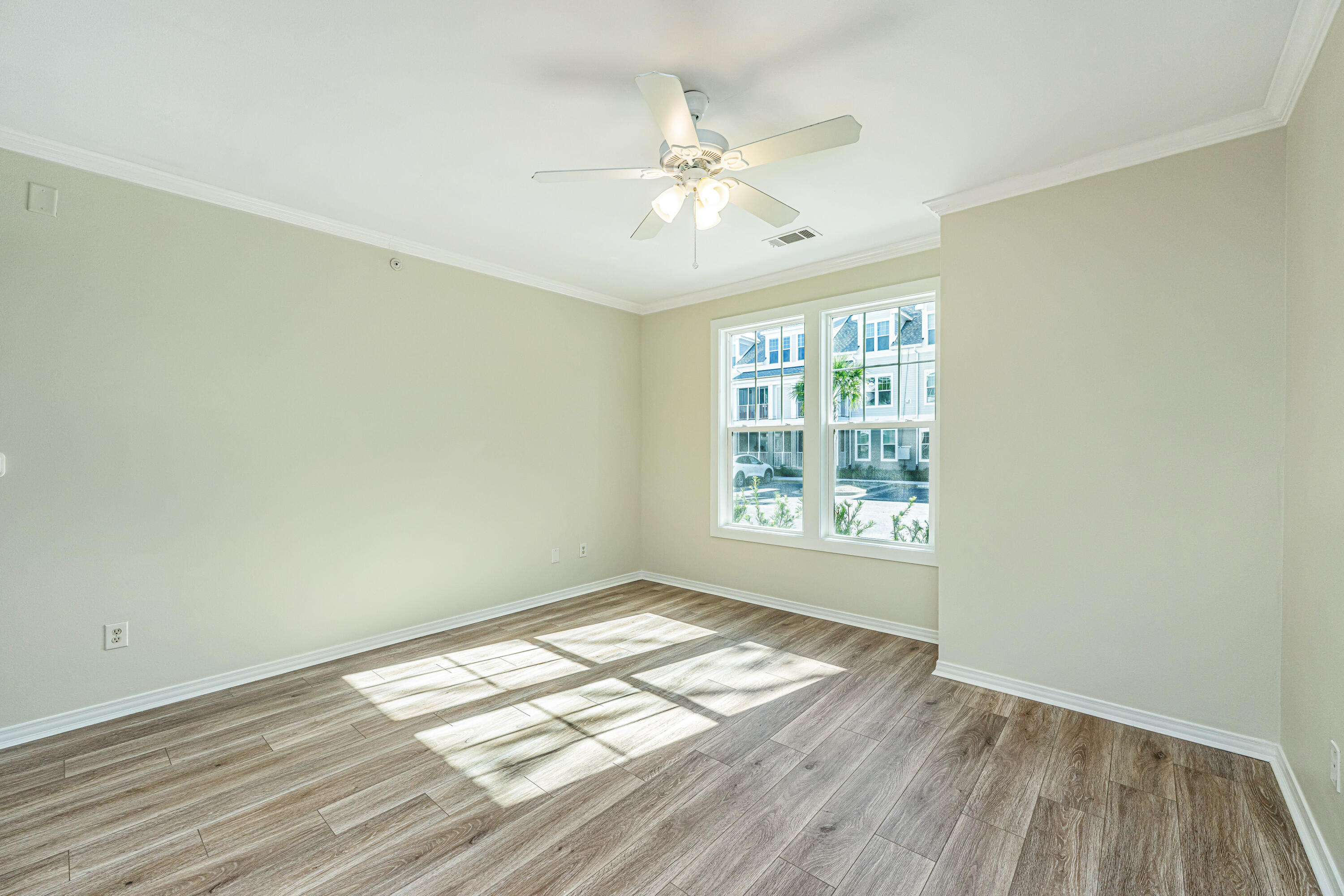 130 River Landing Drive # 3113