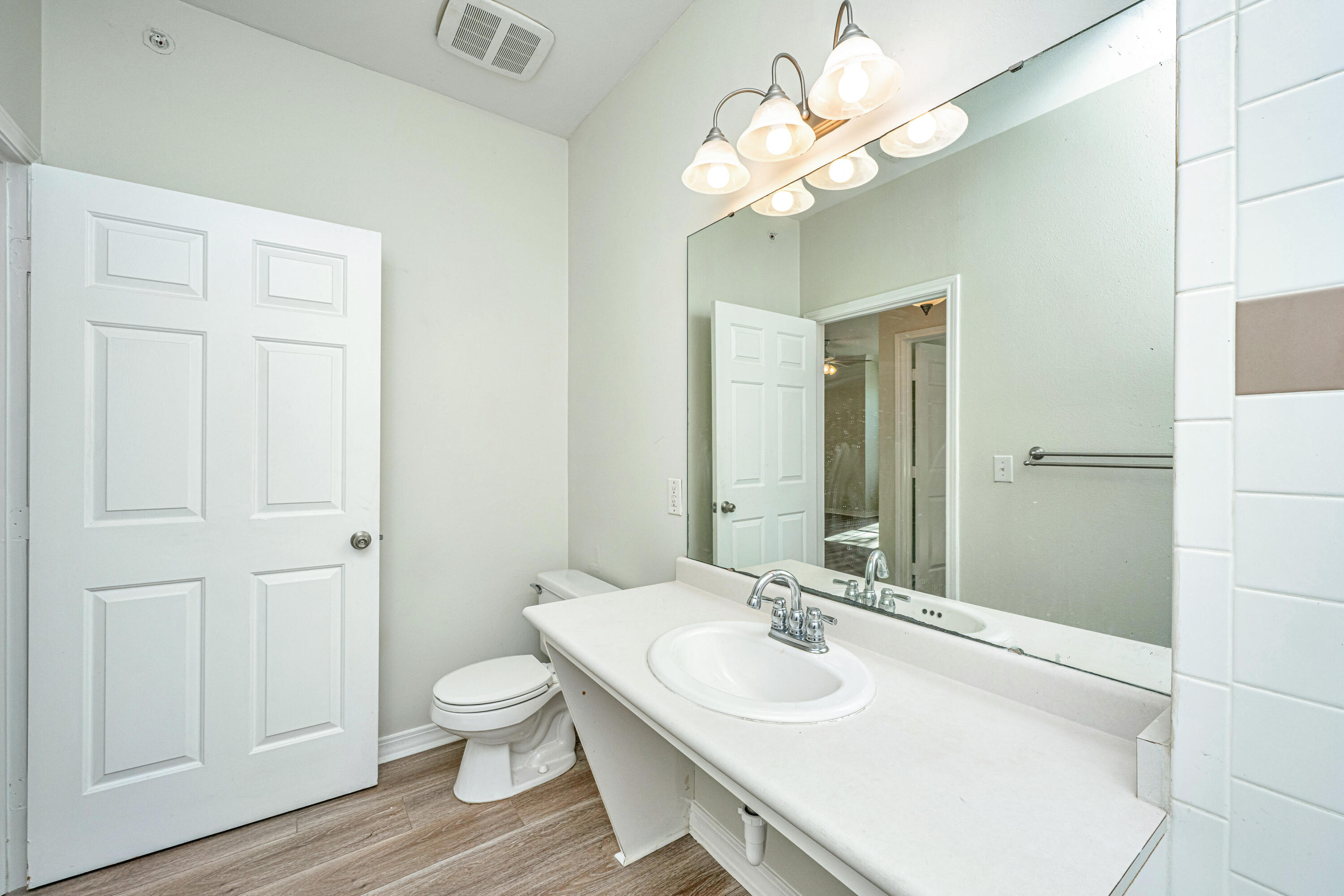 130 River Landing Drive # 3113