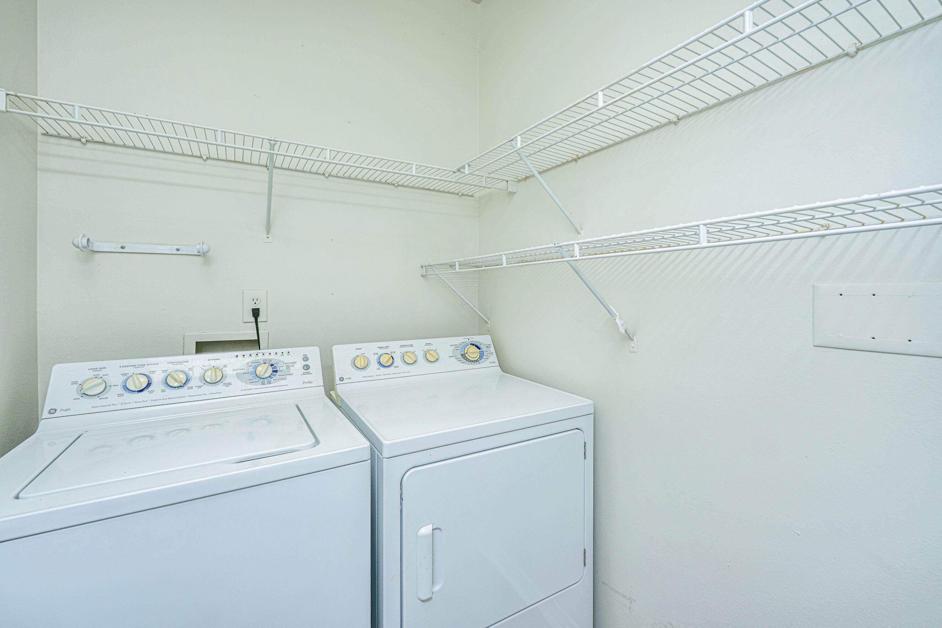 130 River Landing Drive # 3113