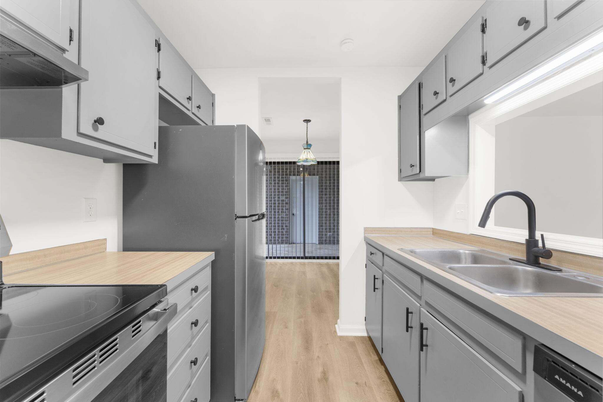 182 Dorchester Manor Boulevard Unit: A&B