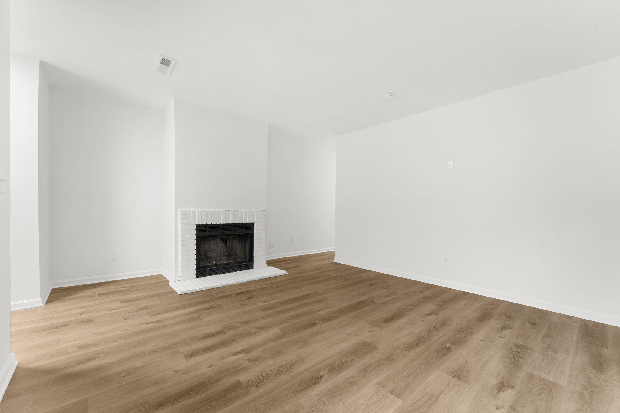 182 Dorchester Manor Boulevard Unit: A&B