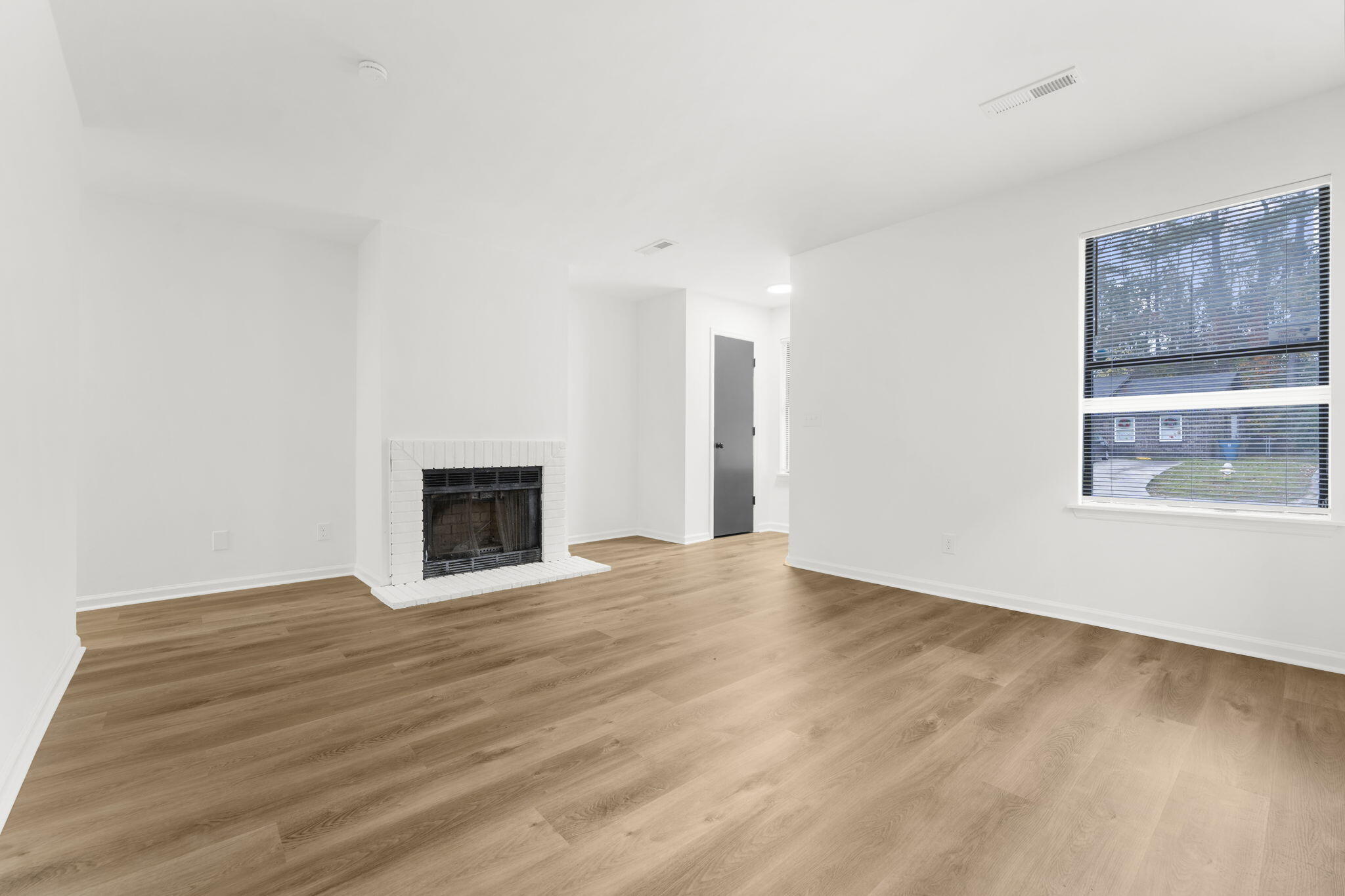 182 Dorchester Manor Boulevard Unit: A&B