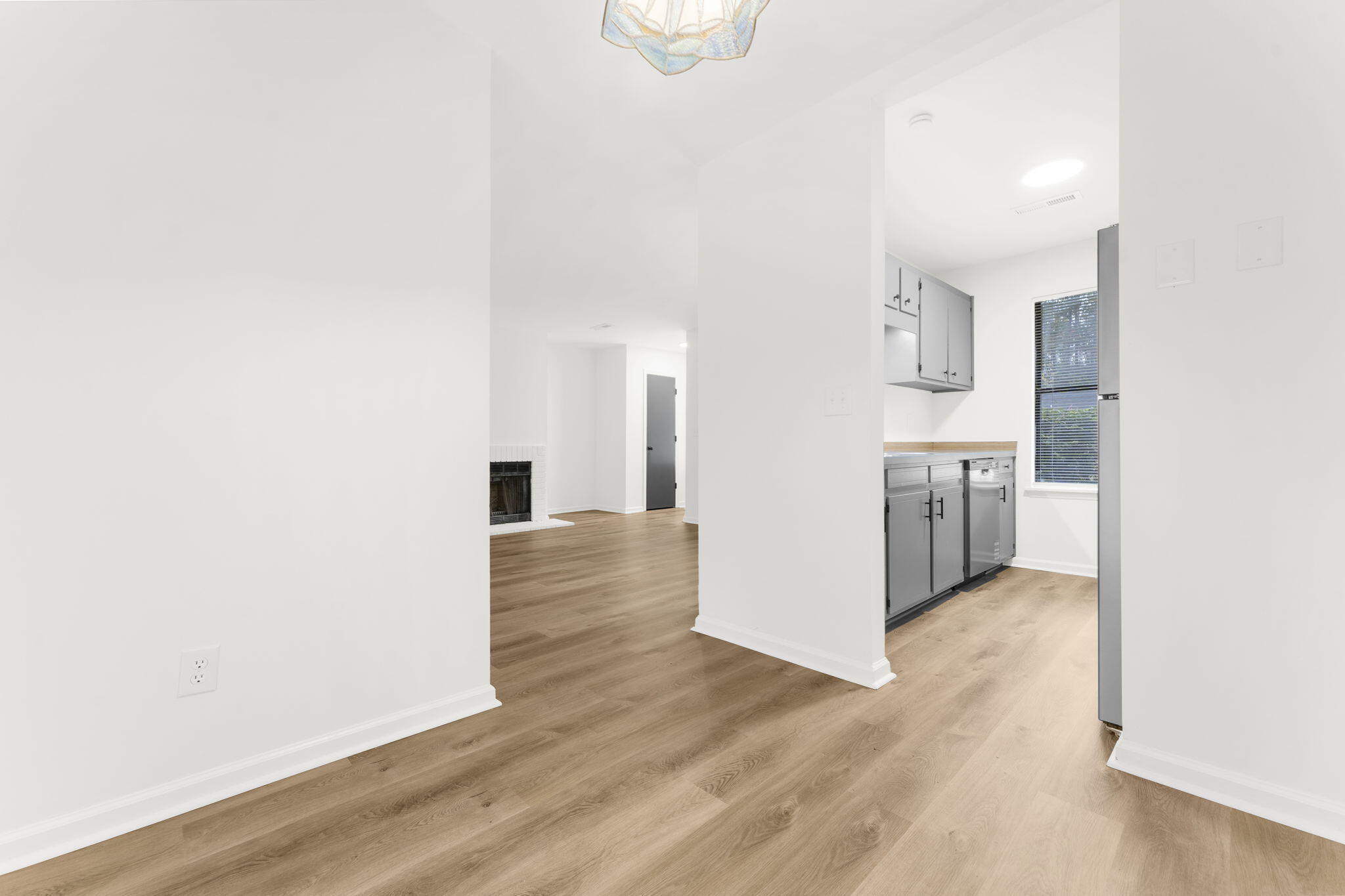 182 Dorchester Manor Boulevard Unit: A&B