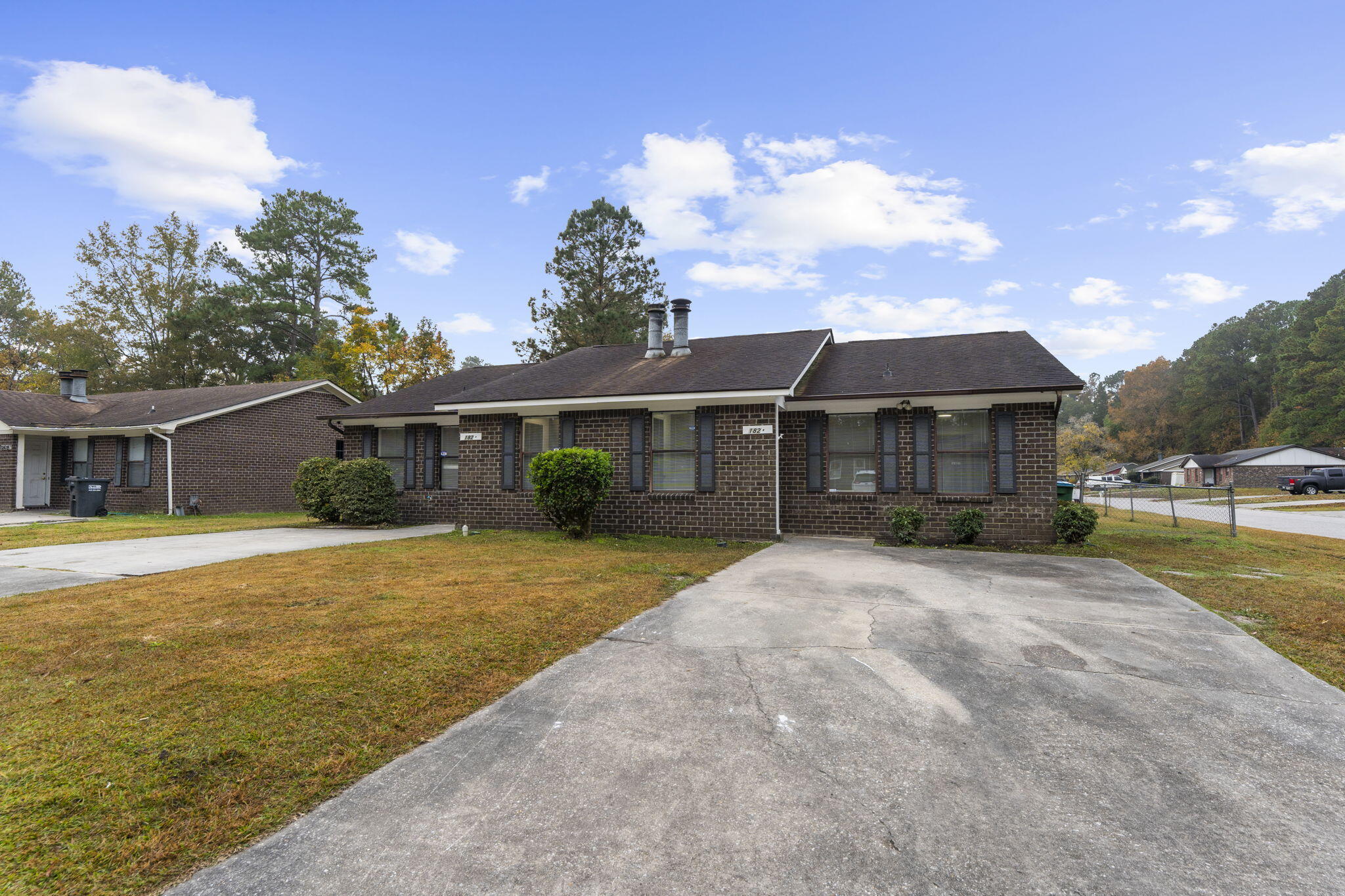 182 Dorchester Manor Boulevard Unit: A&B