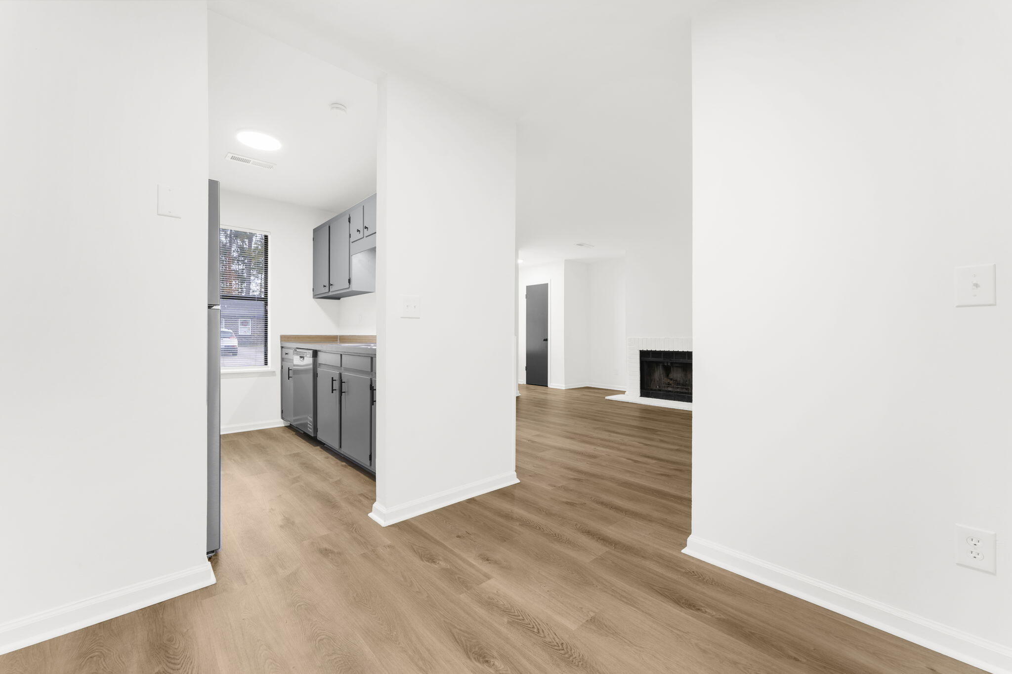 182 Dorchester Manor Boulevard Unit: A&B