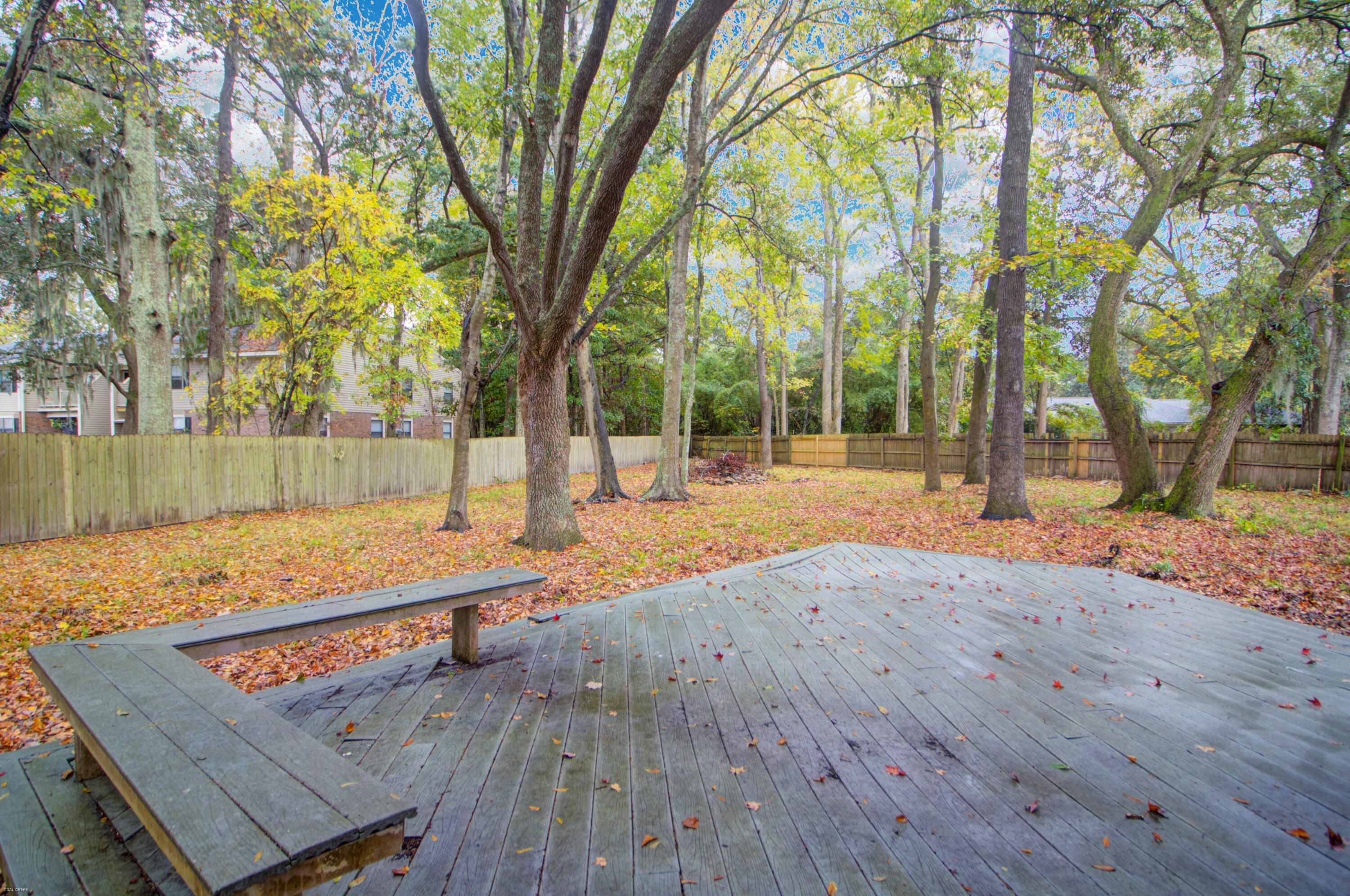 18 Hillcreek Boulevard