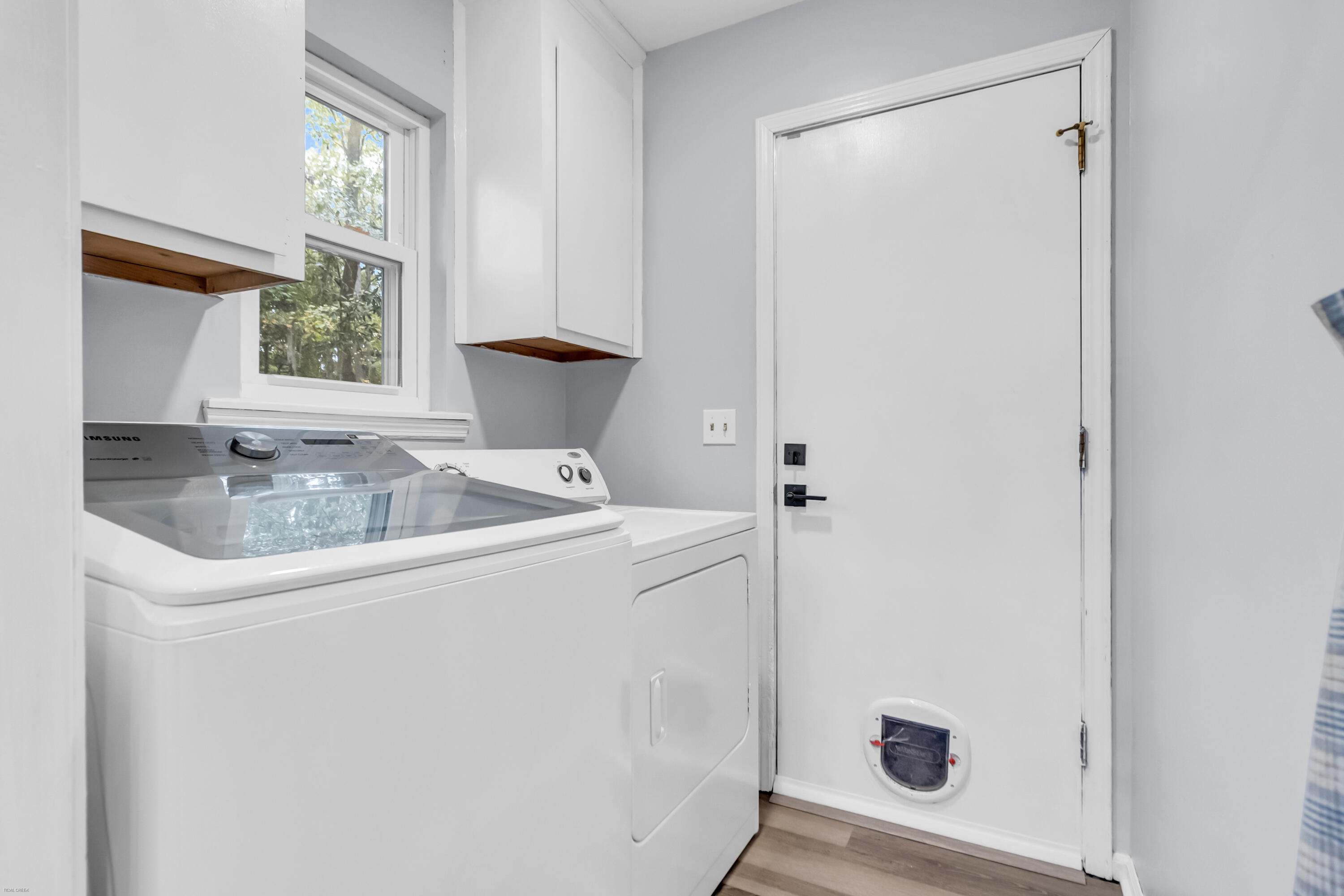 18 Hillcreek Boulevard