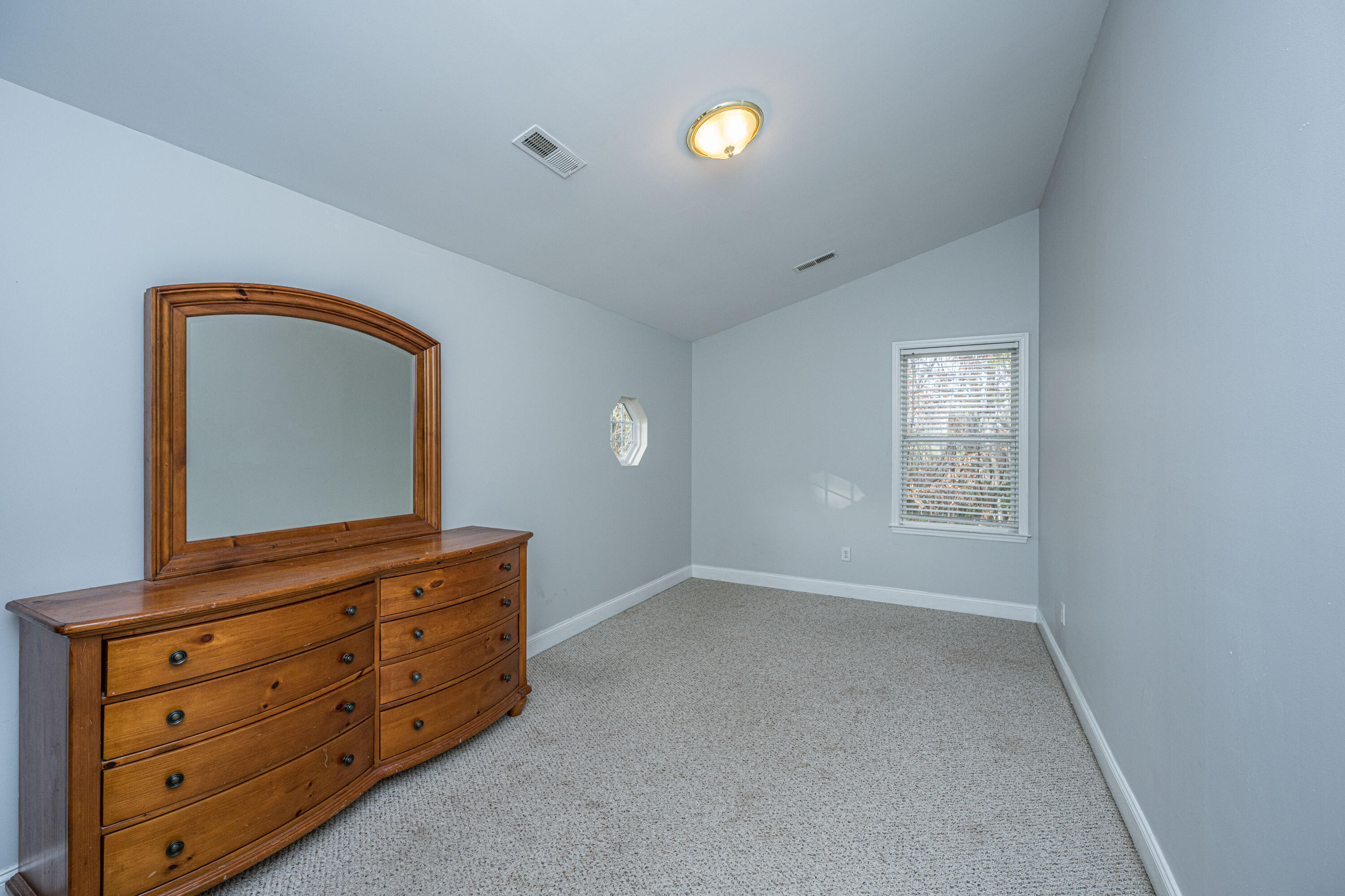 940 E Estates Boulevard # 3g