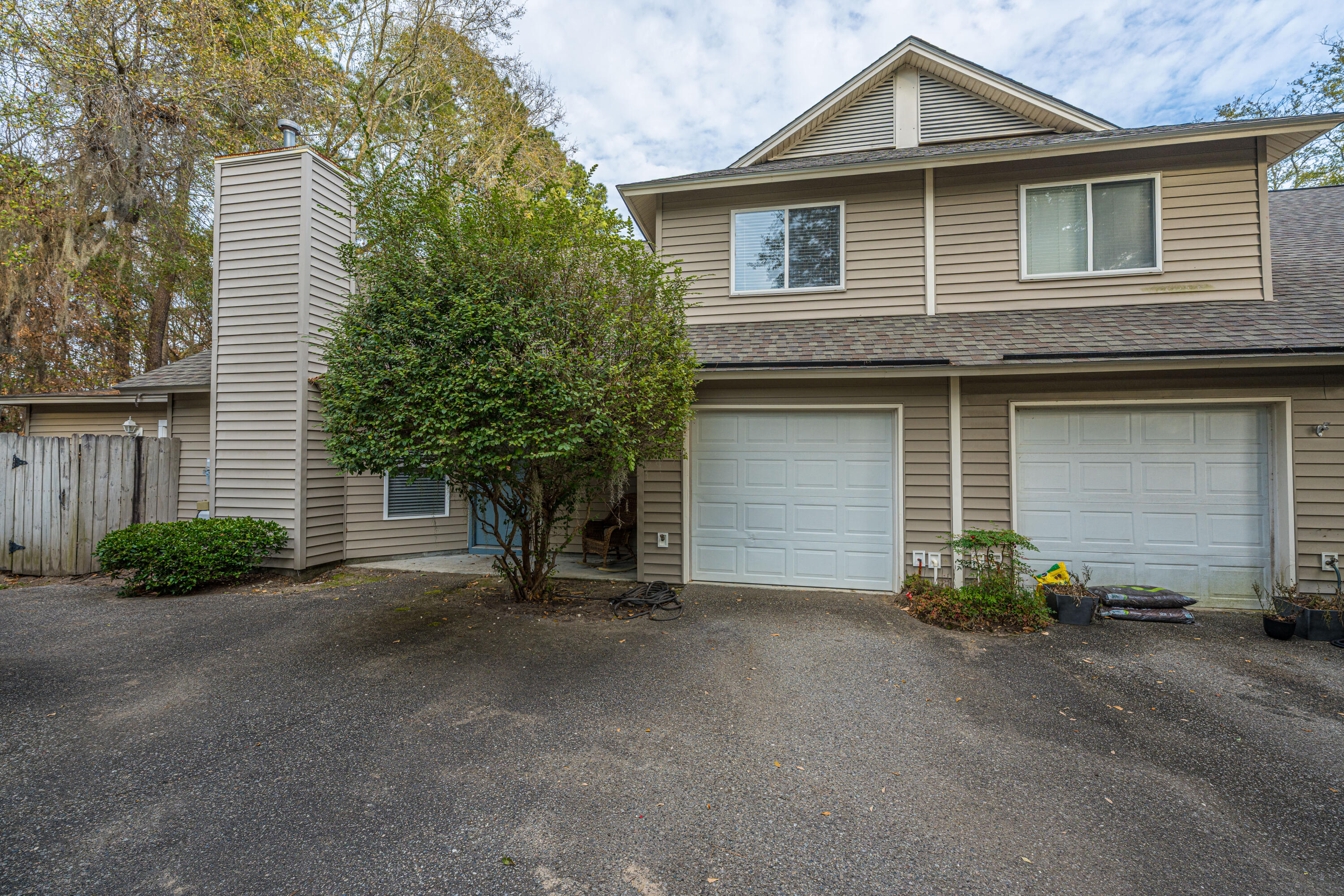 940 E Estates Boulevard # 3g