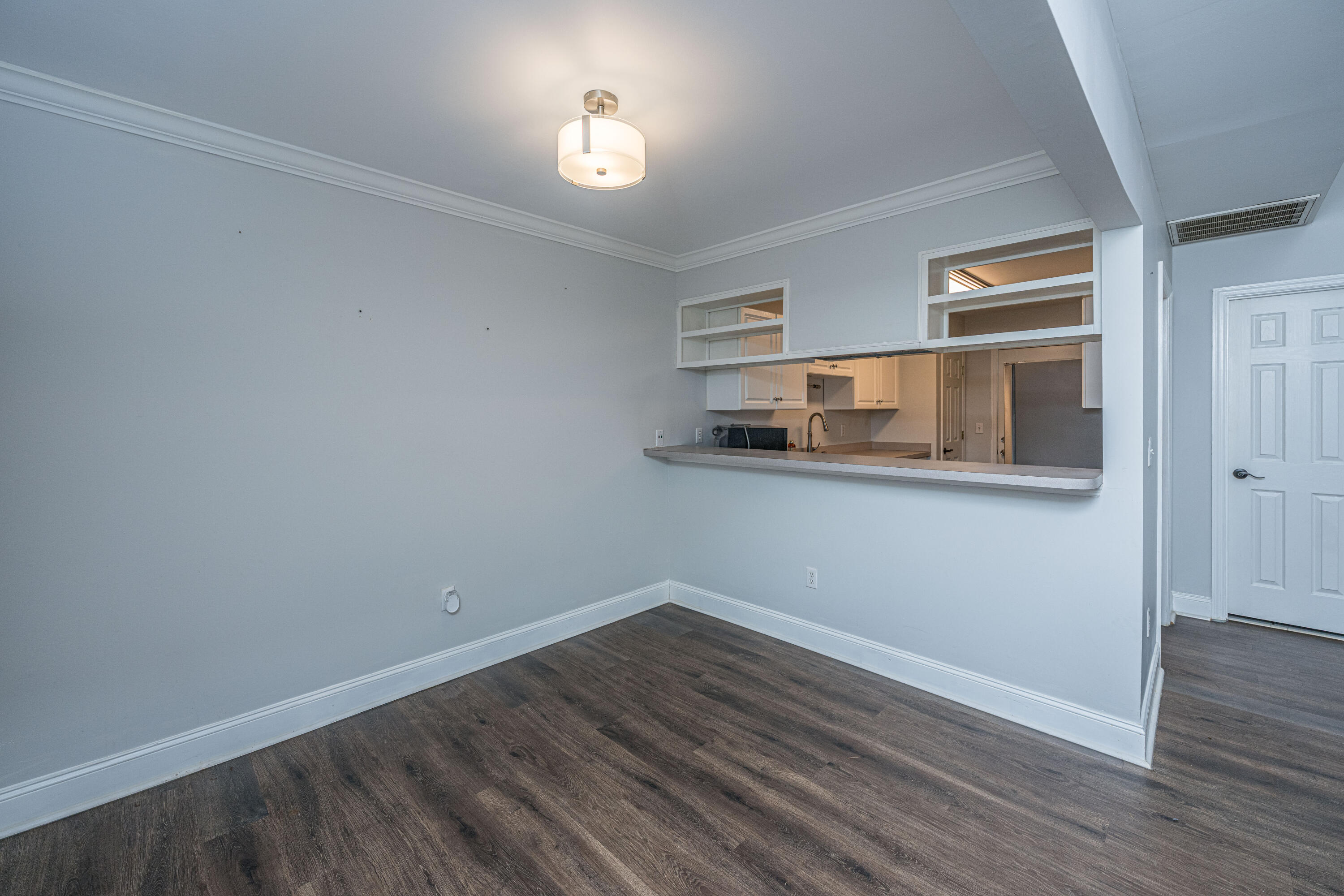 940 E Estates Boulevard # 3g