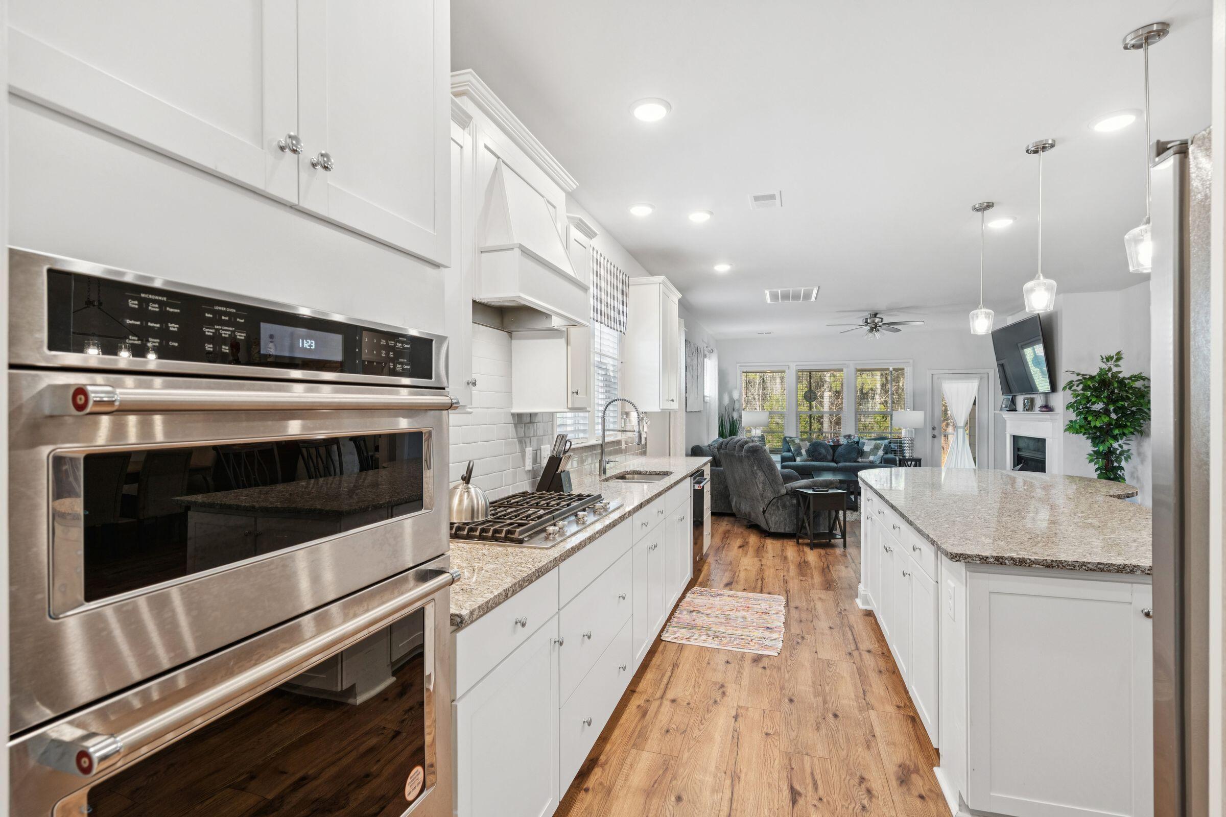 5033 Lady Bird Alley