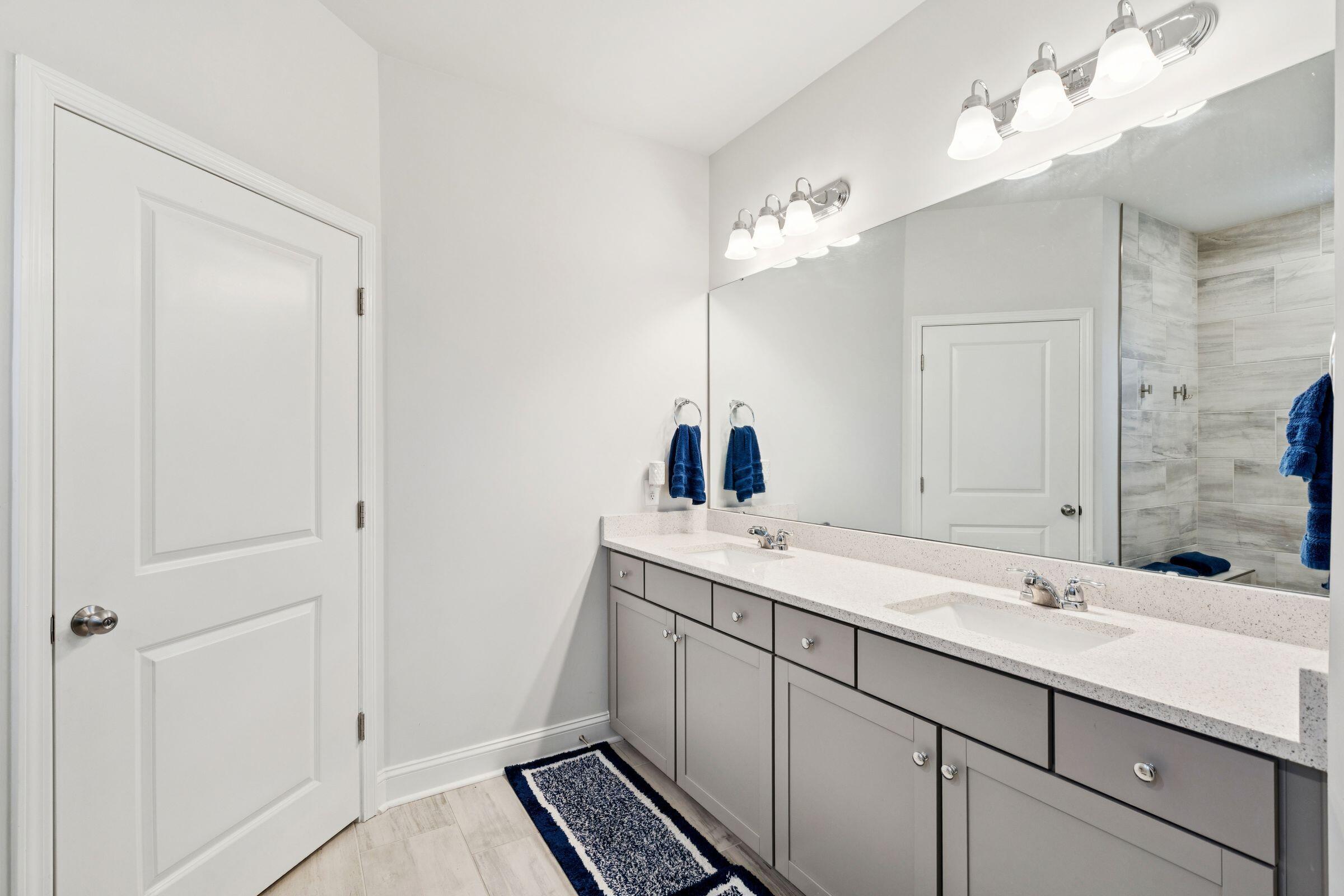 5033 Lady Bird Alley