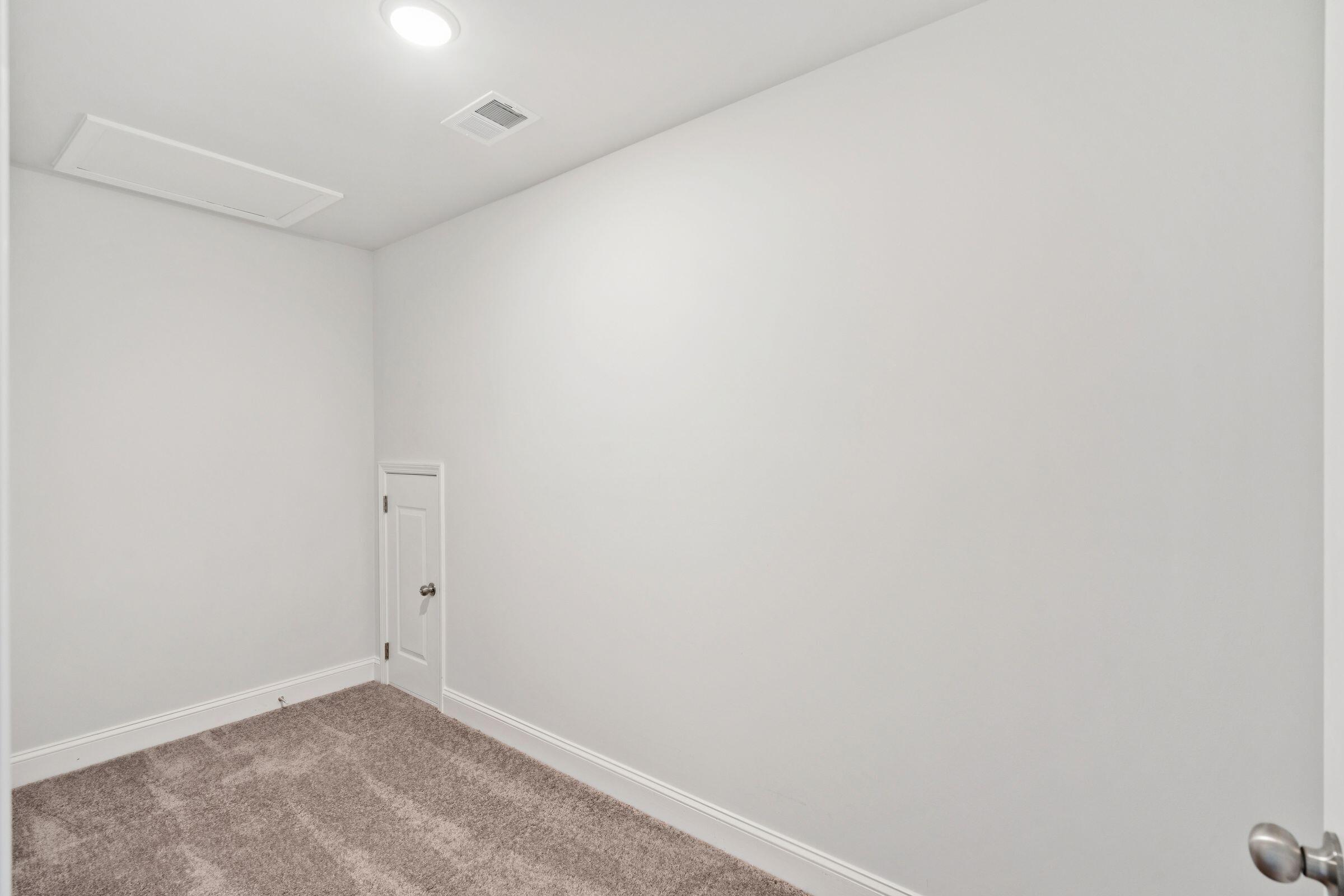 5033 Lady Bird Alley