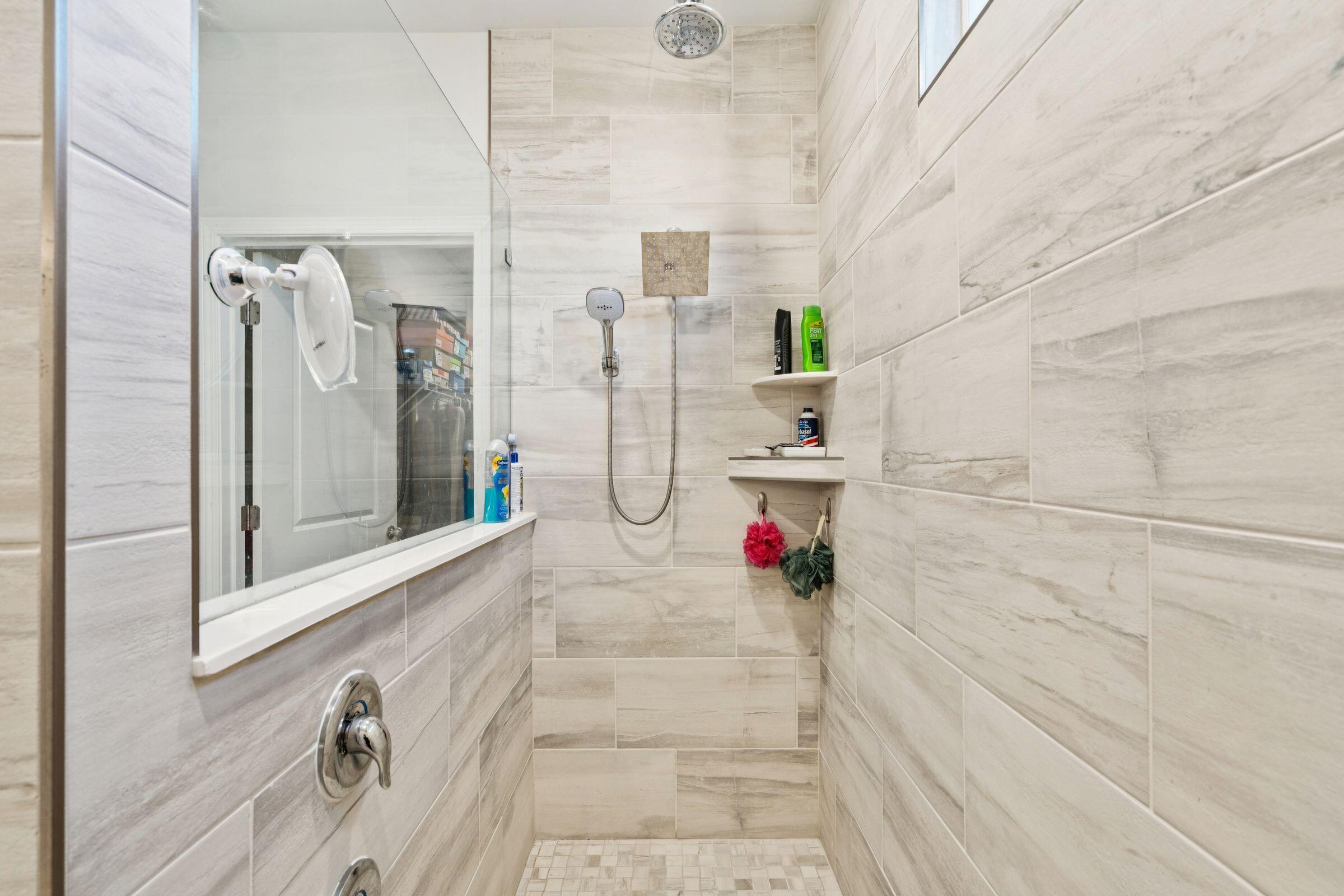 5033 Lady Bird Alley