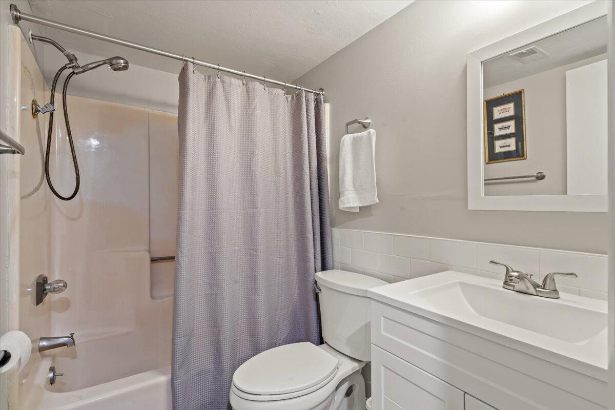 2901 Dove Haven Court # A Unit: 201-A