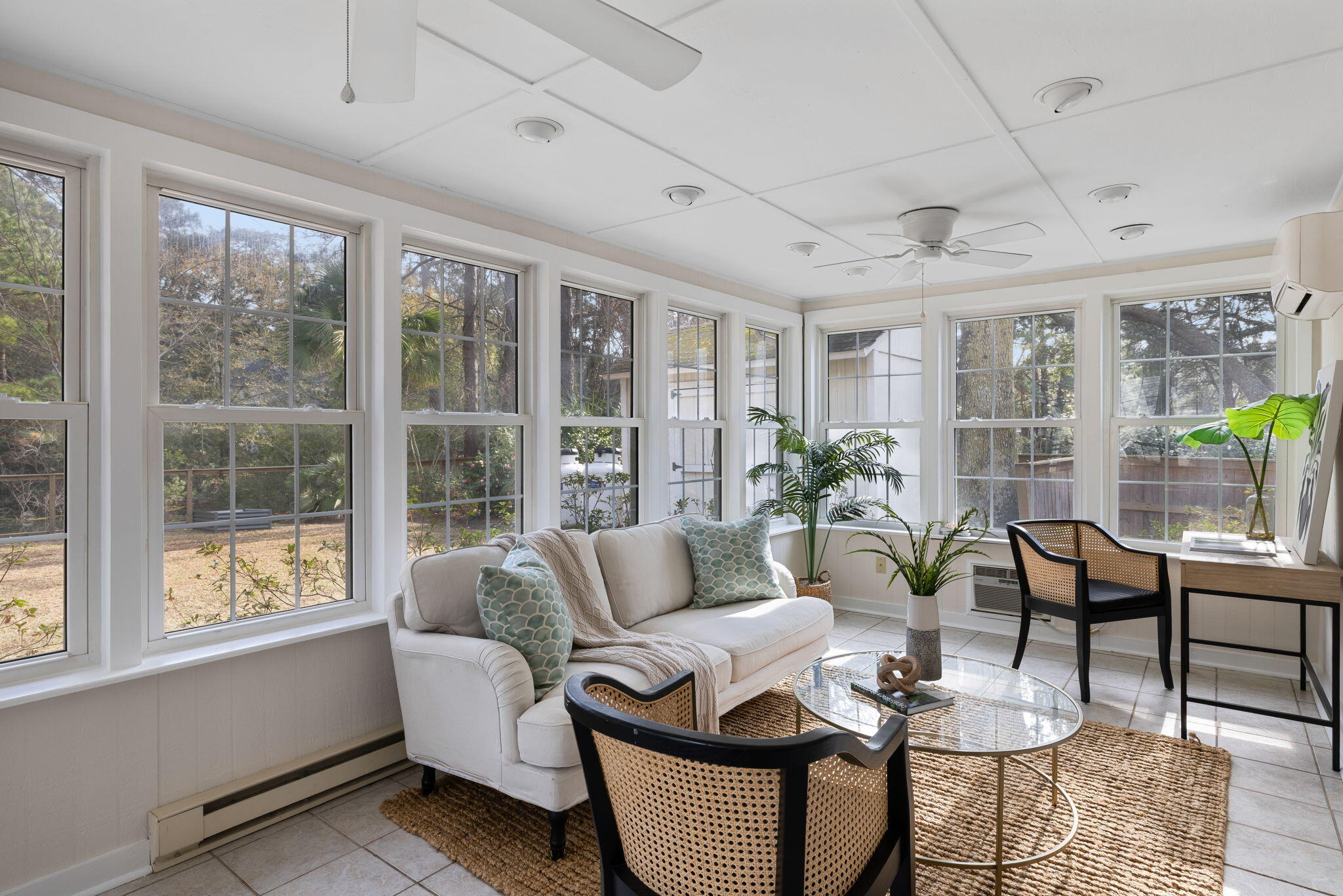 1490 Diamond Boulevard