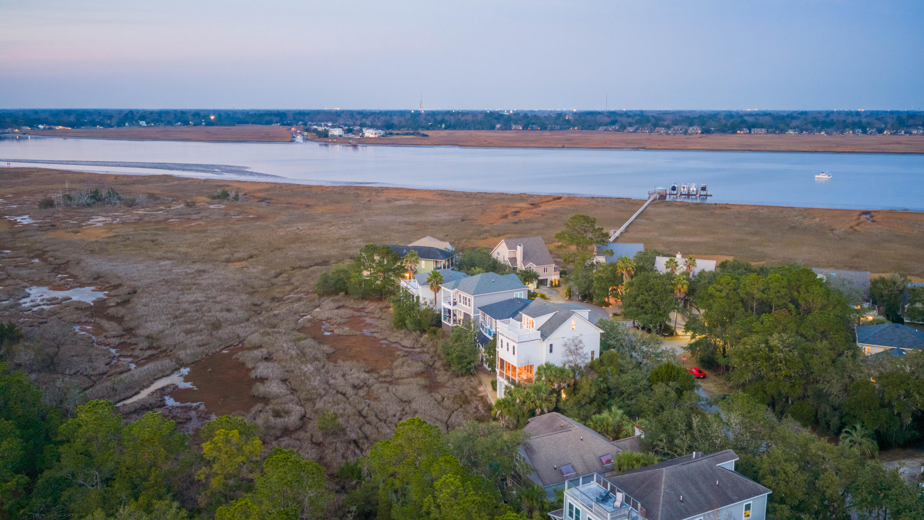 1499 Palmcrest Dr Drive