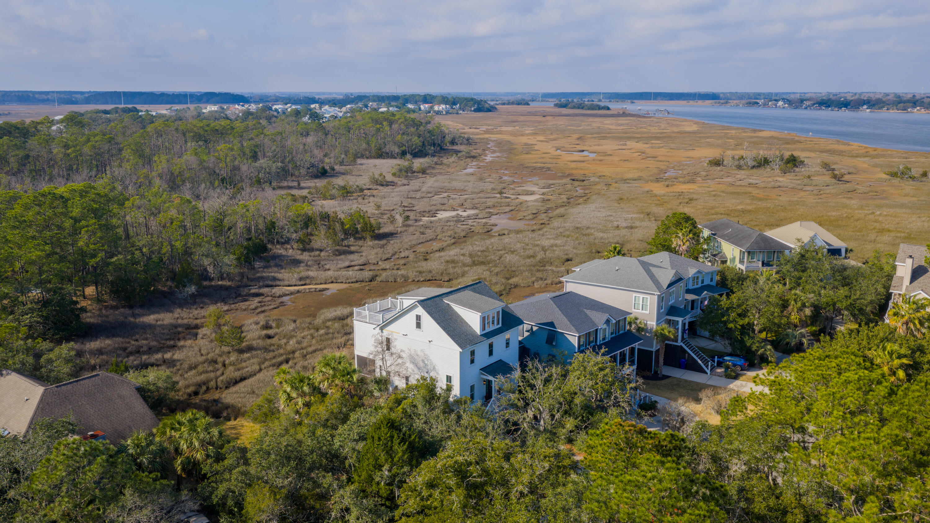 1499 Palmcrest Dr Drive