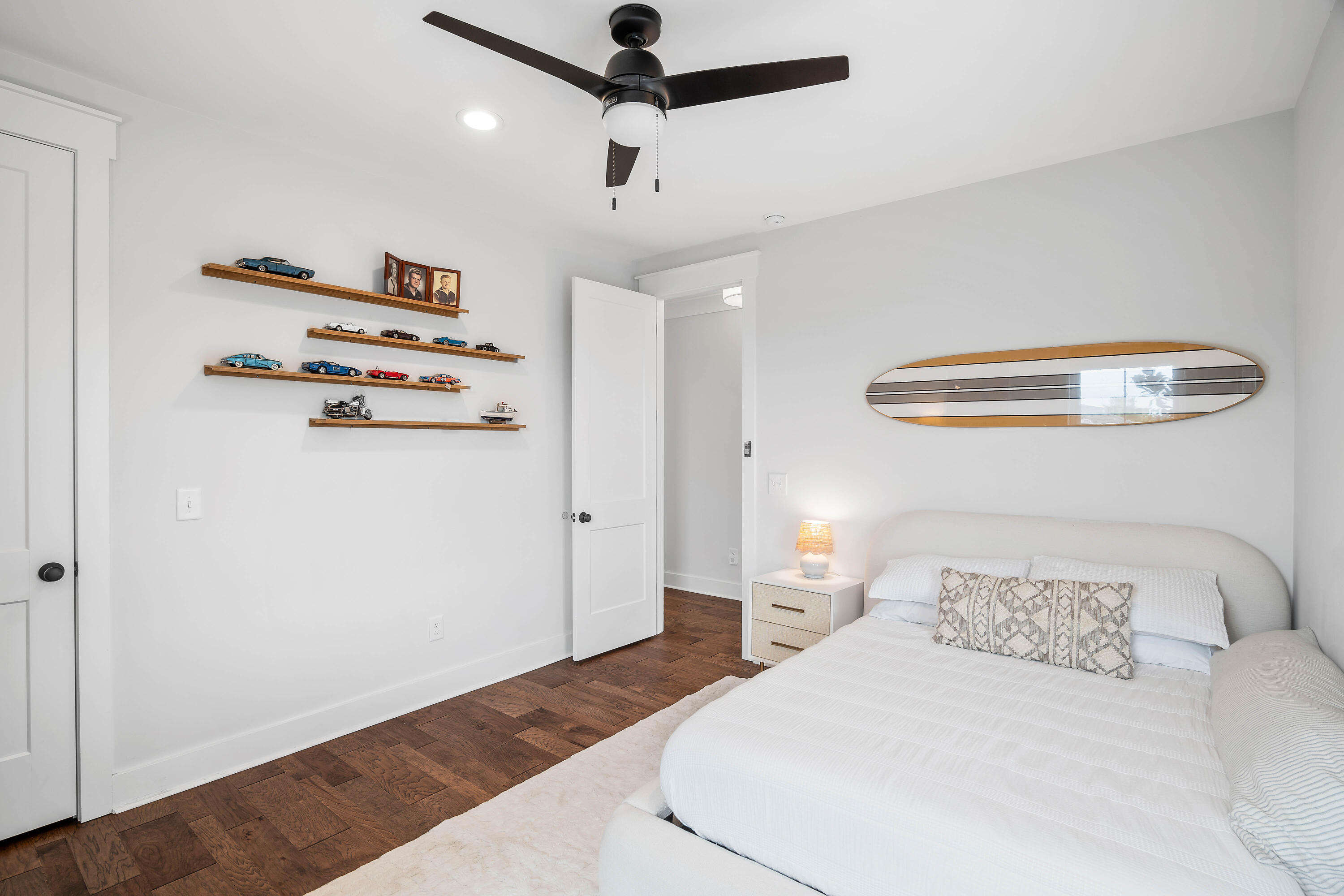 1499 Palmcrest Dr Drive