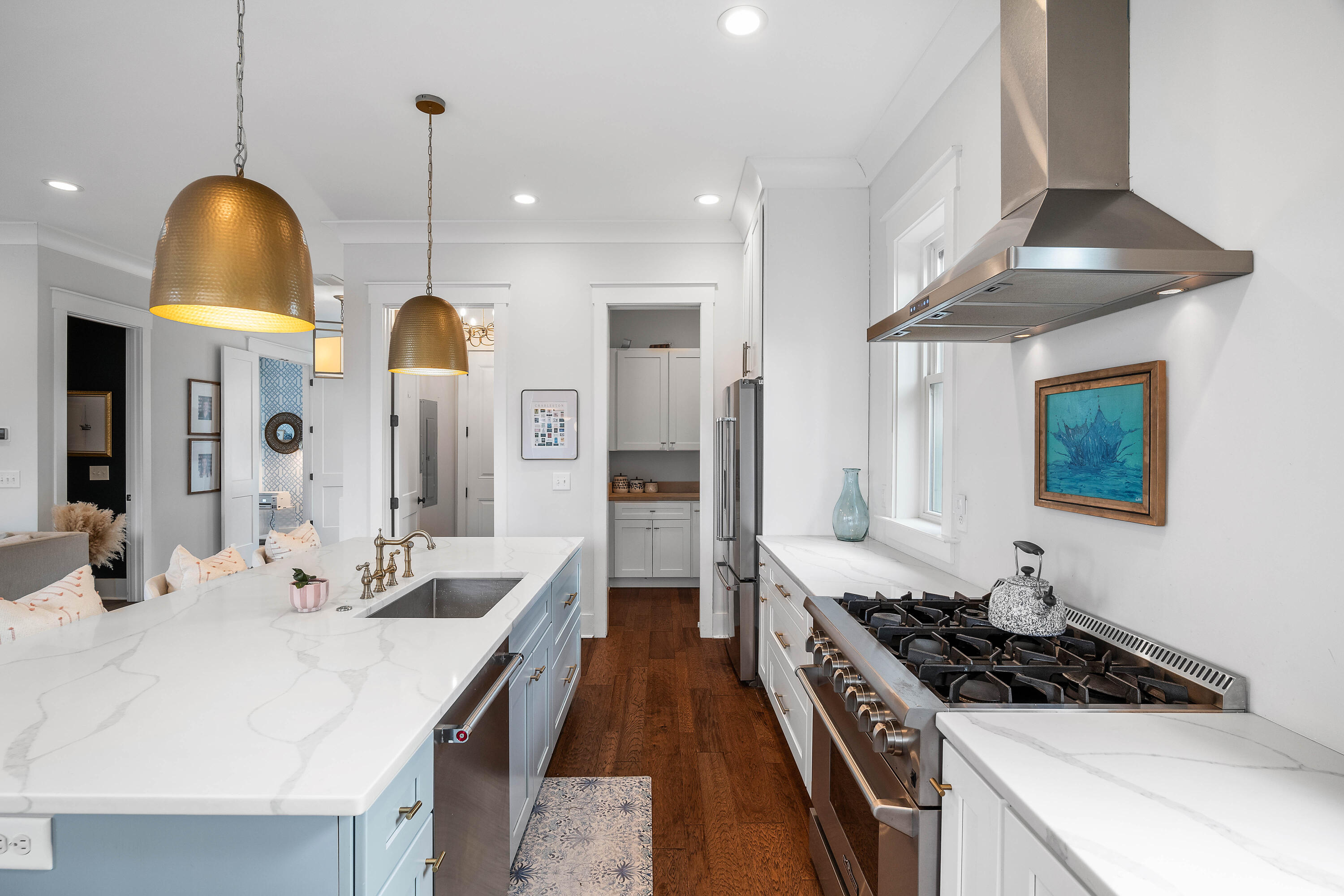 1499 Palmcrest Dr Drive