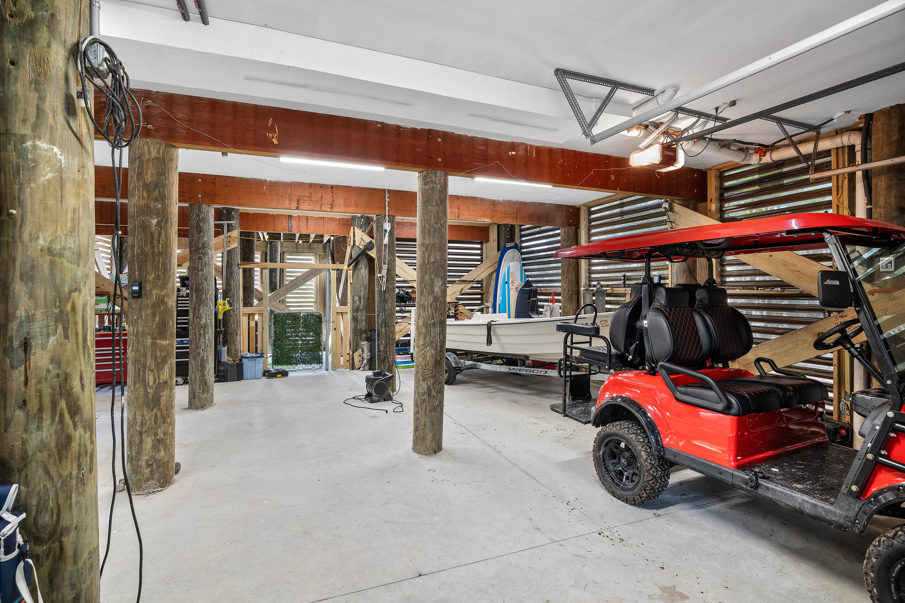 1499 Palmcrest Dr Drive