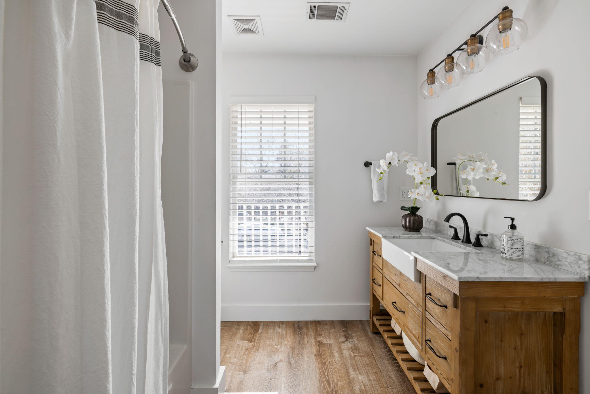 1772 Hickory Knoll Way