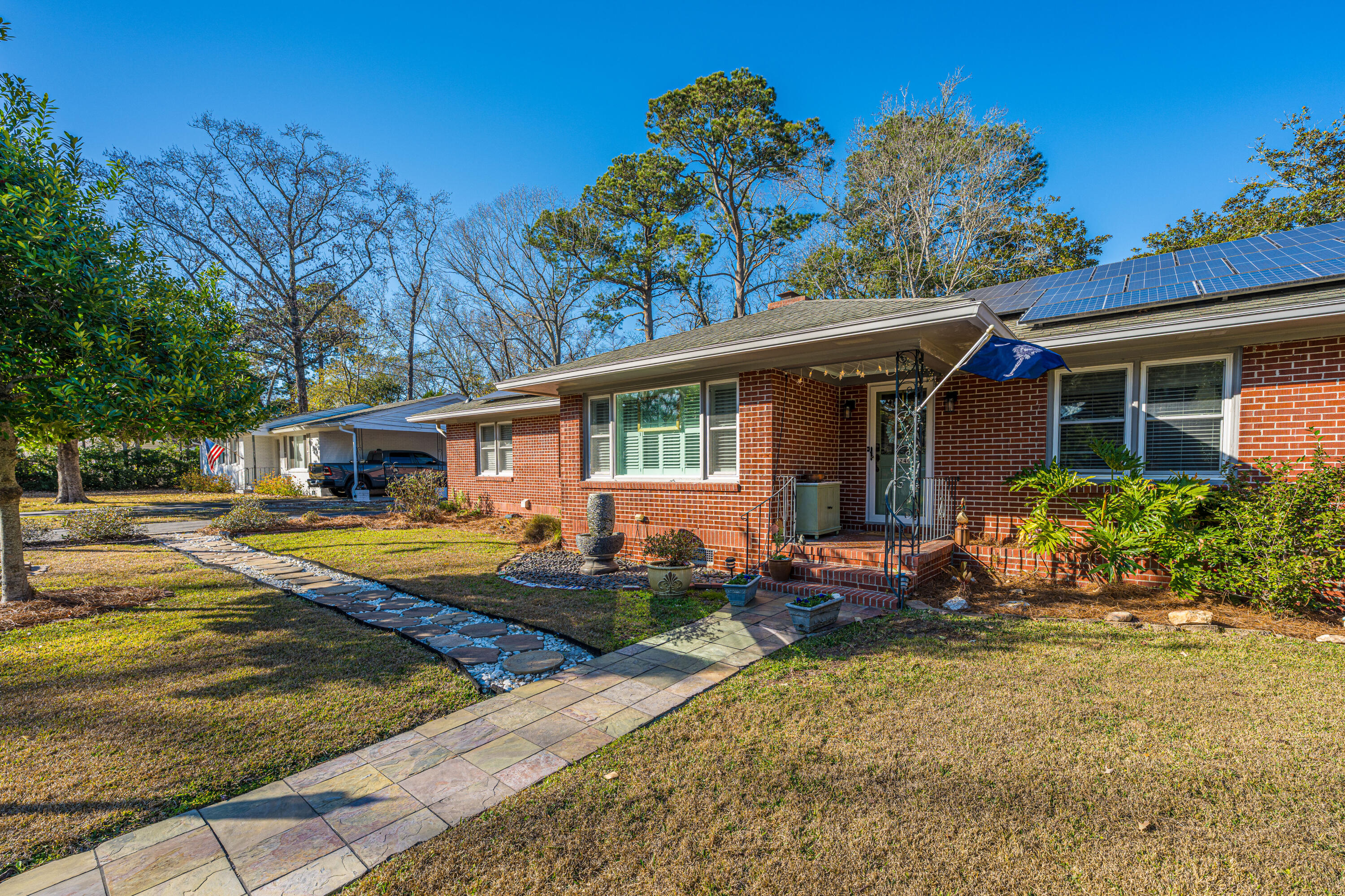 1240 Kensington Drive