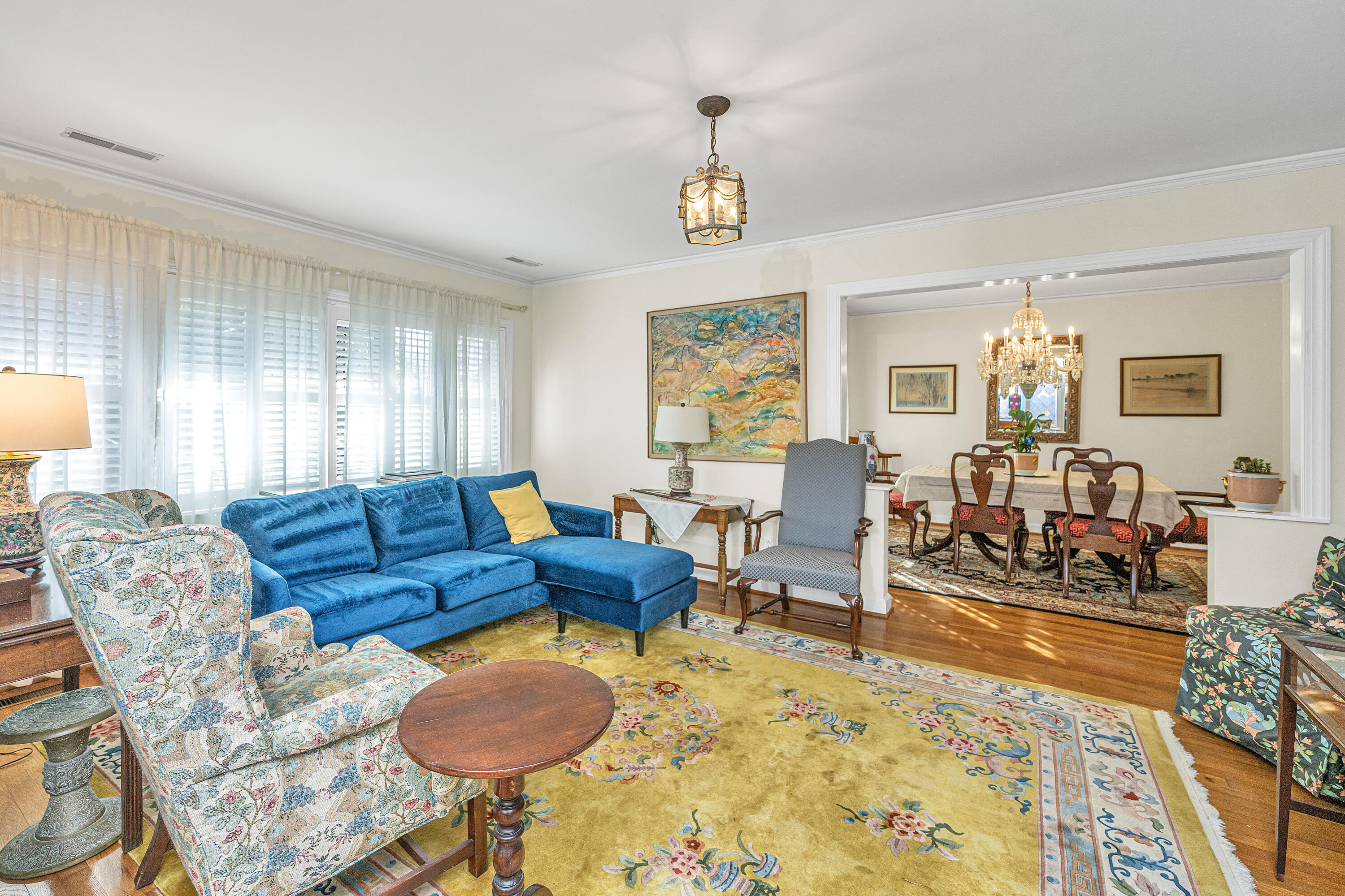 1240 Kensington Drive