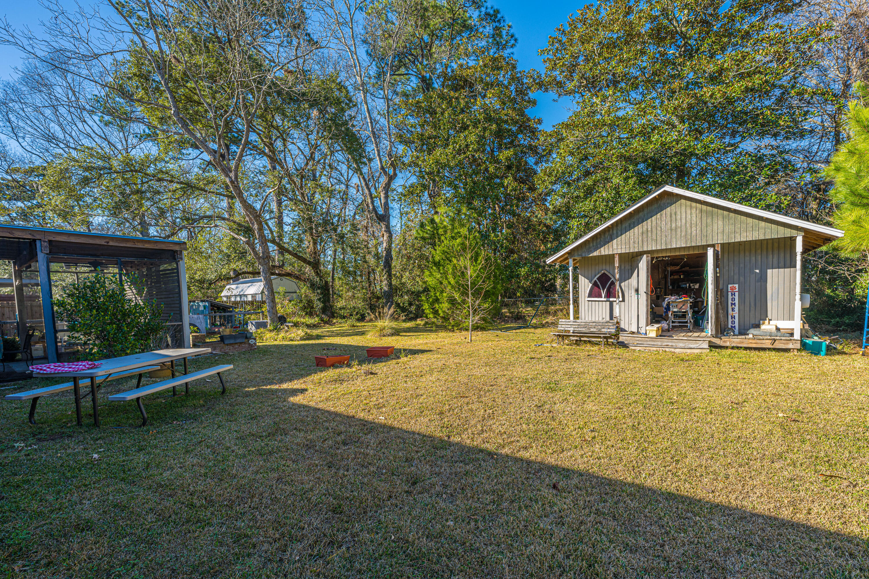 1240 Kensington Drive