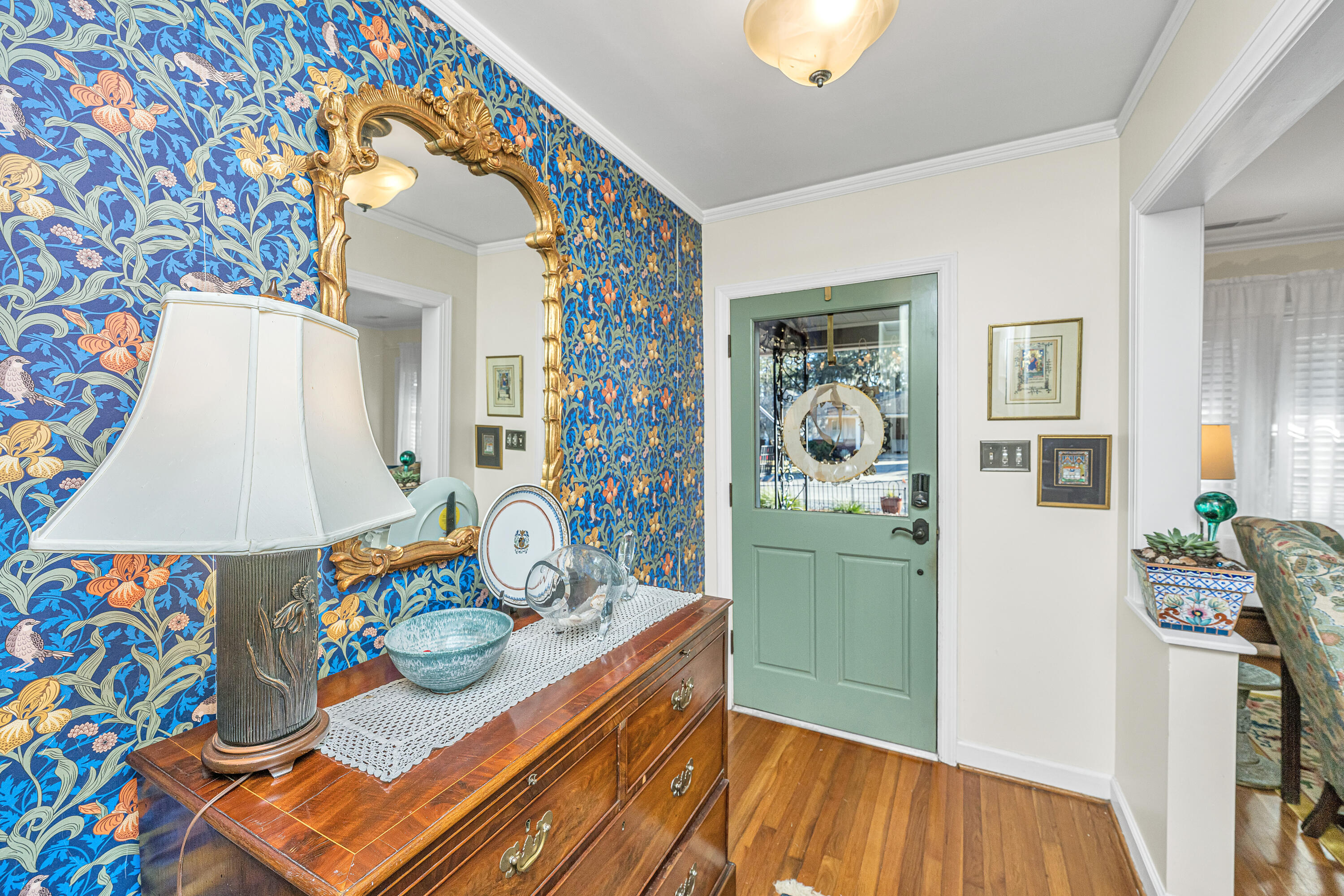 1240 Kensington Drive