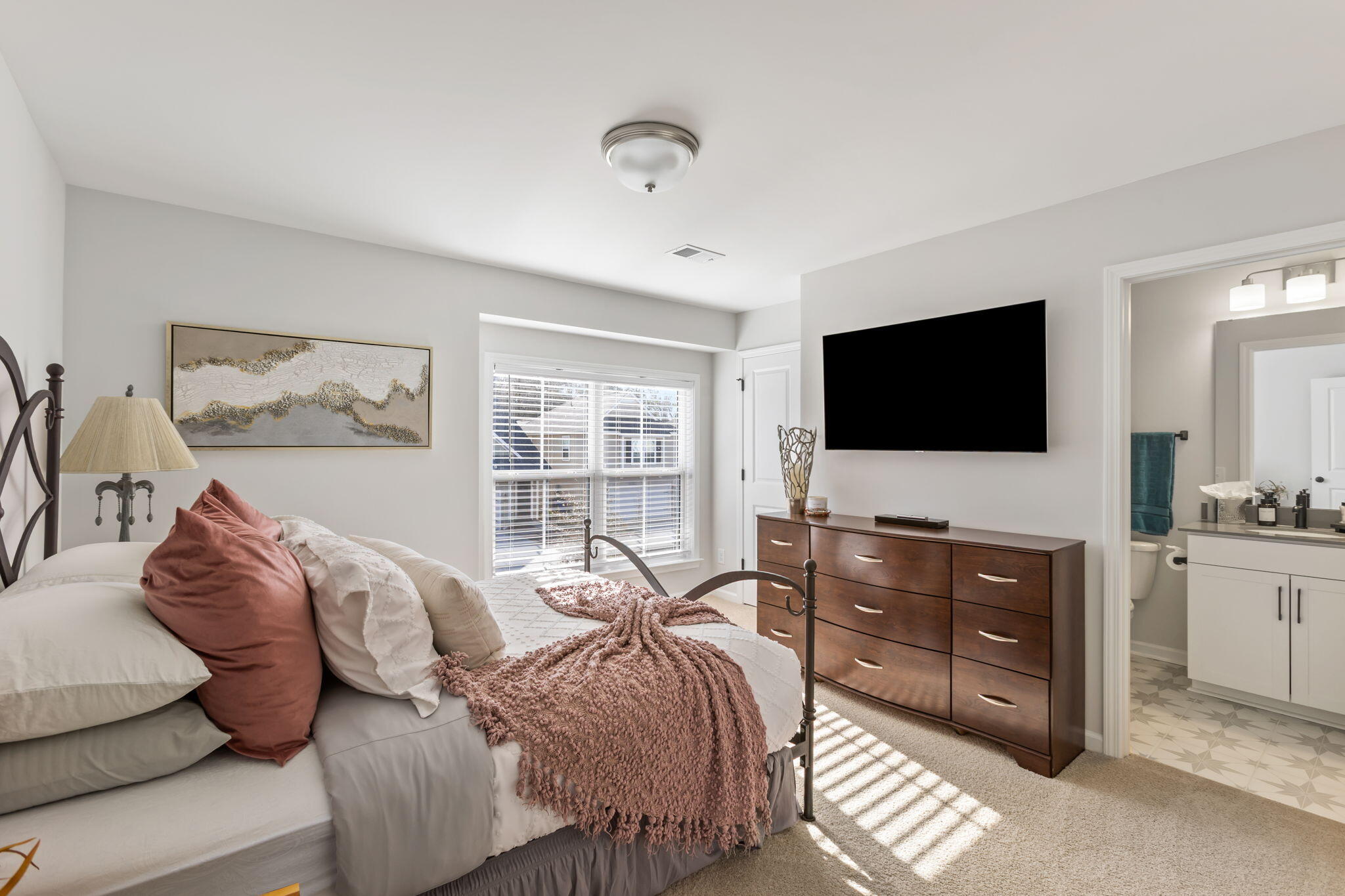 8697 Windsor Hill Blvd