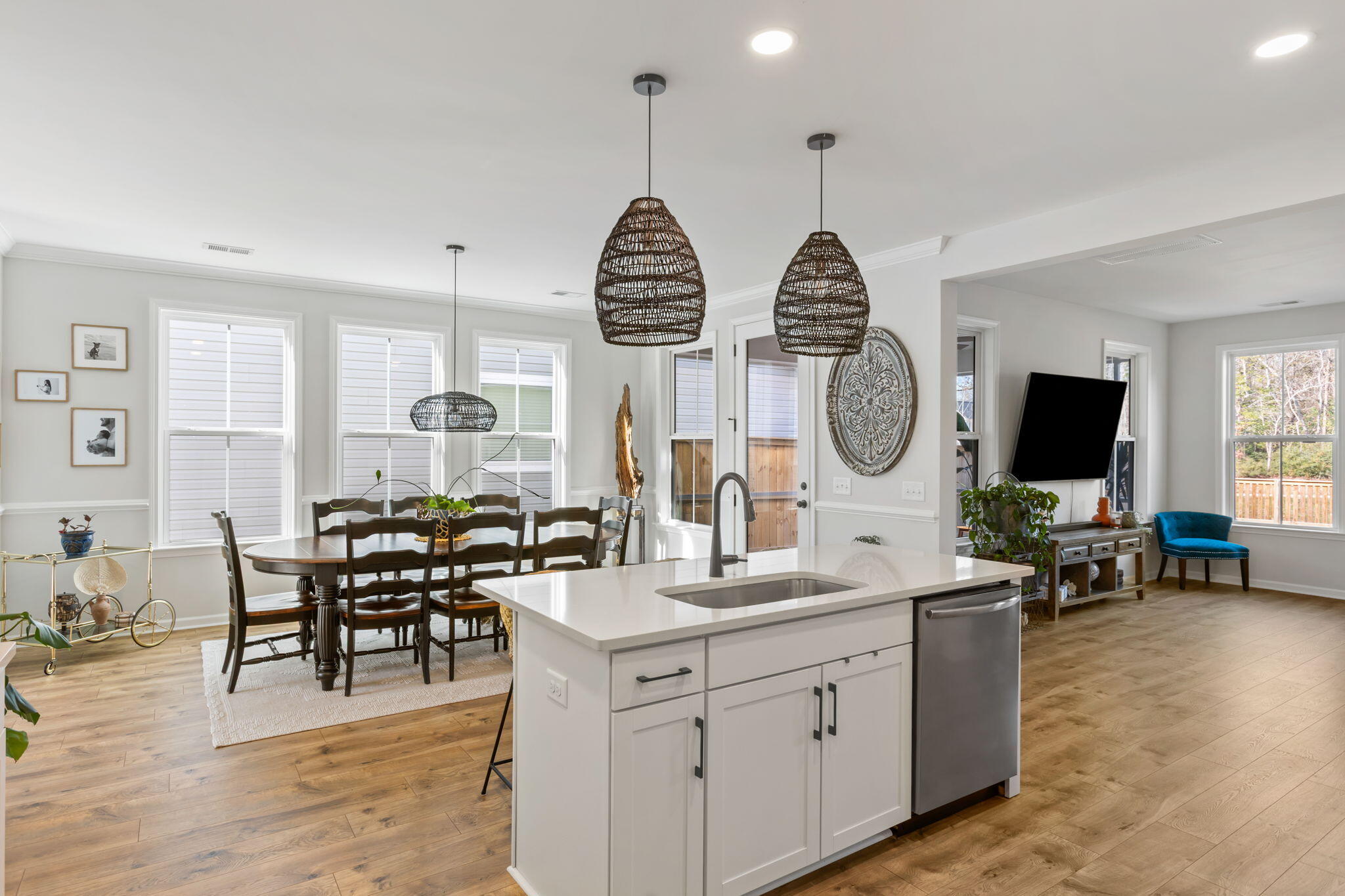 8697 Windsor Hill Blvd