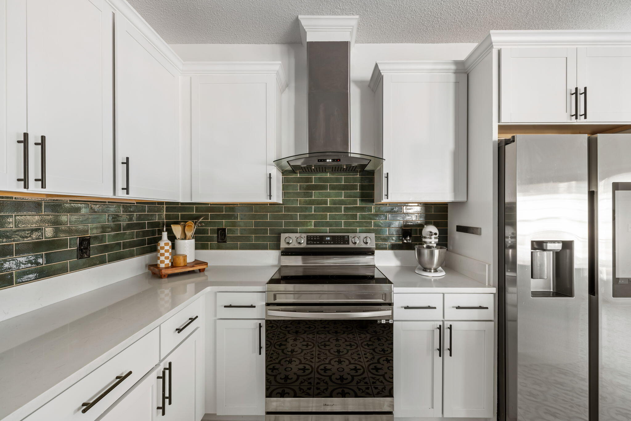 100 Oyster Point Row