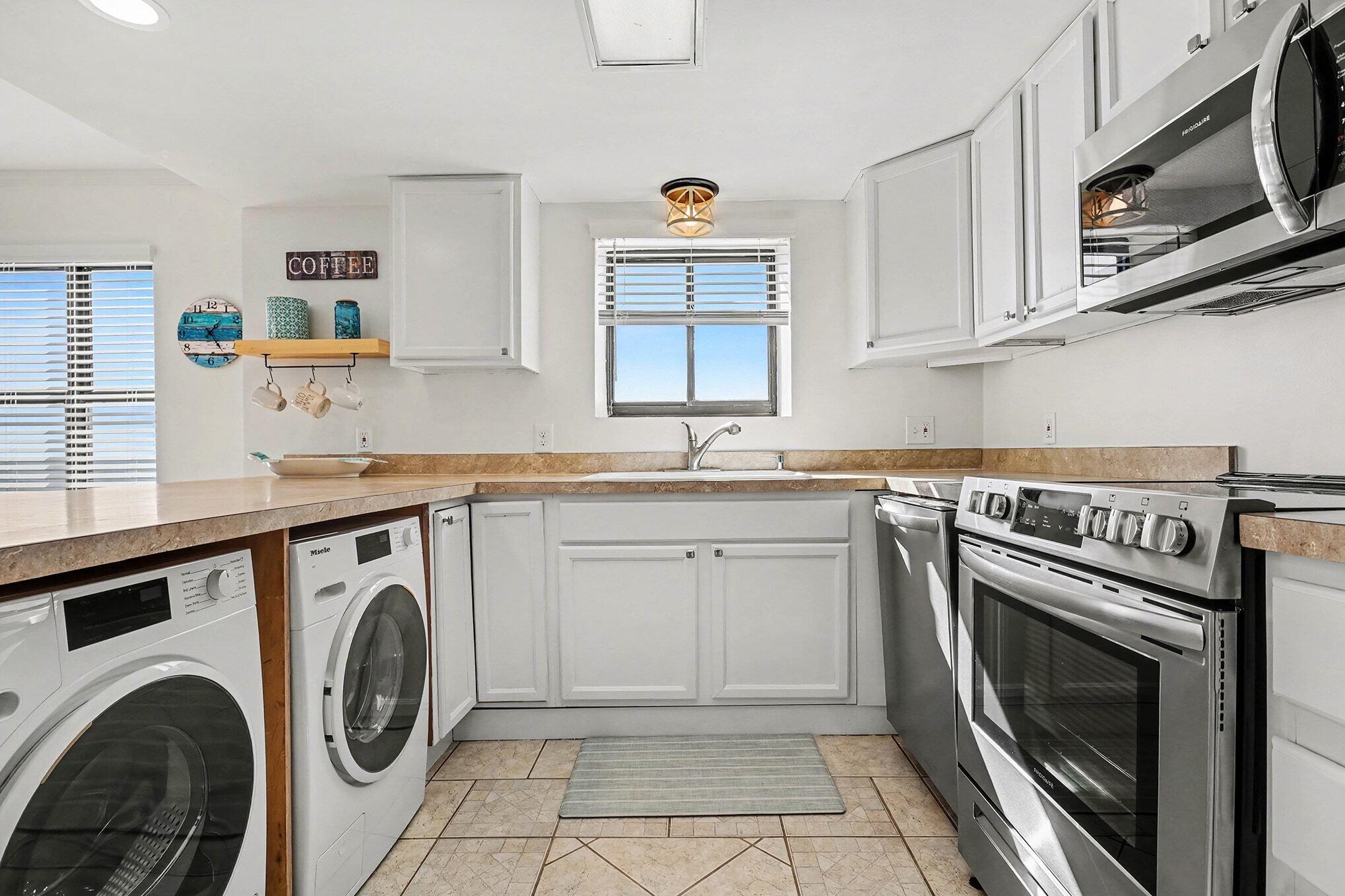 912 N Waccamaw Drive # 806