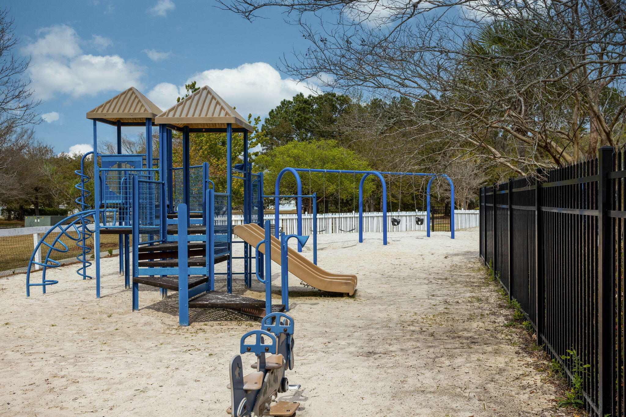 2853 Rivertowne Parkway