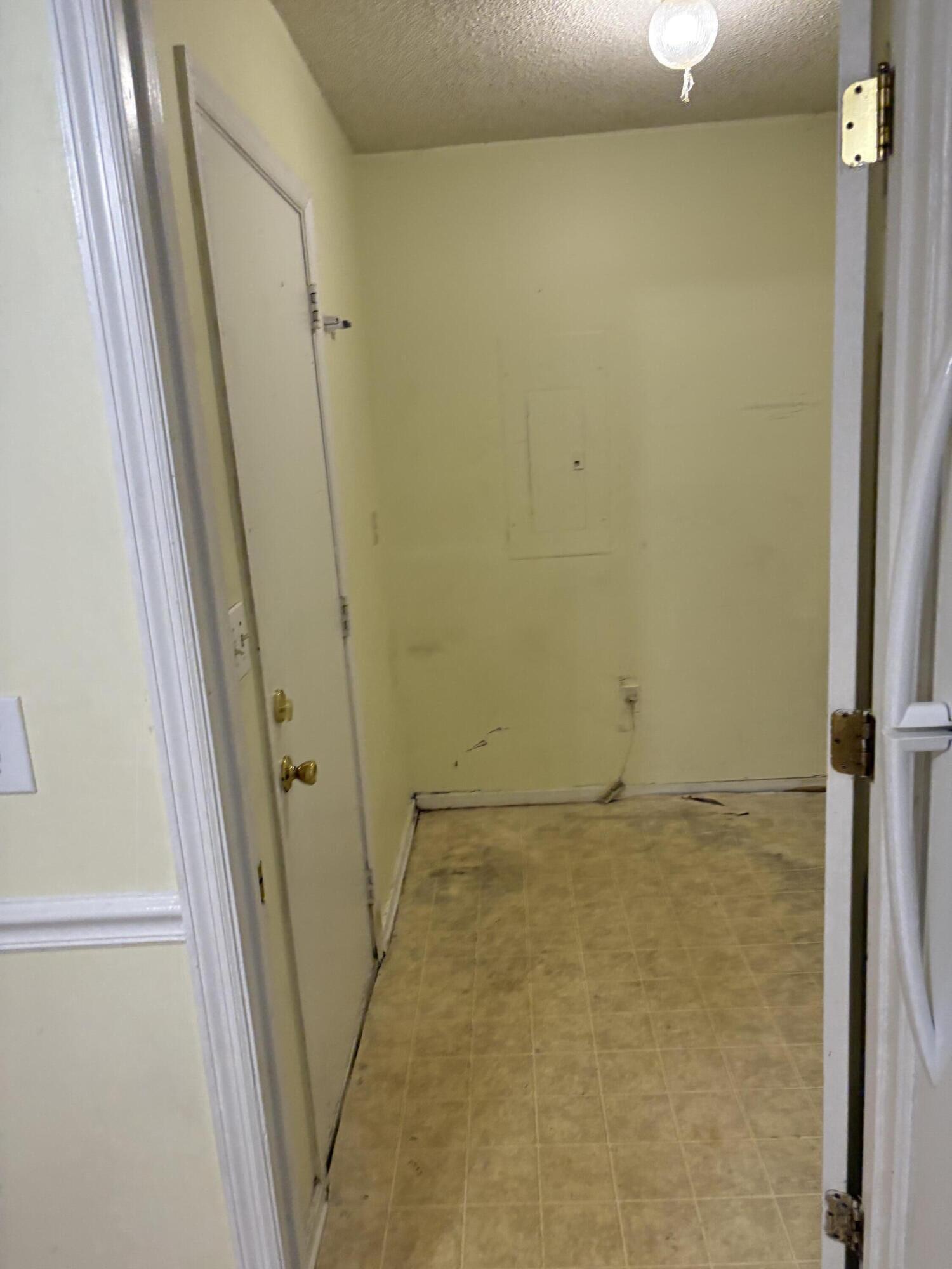 1925 Tropicana Road # F Unit: 7-F