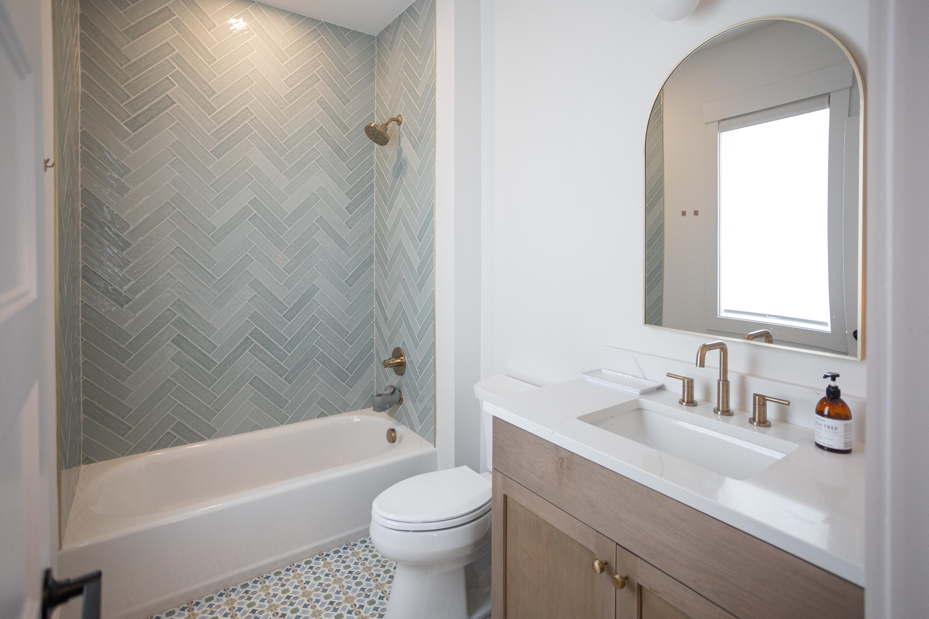 1544 John Fenwick Lane