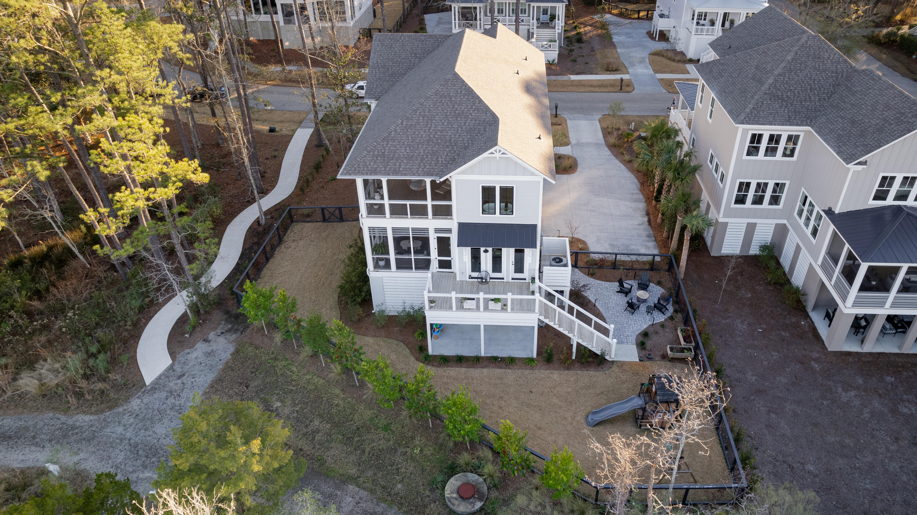 1544 John Fenwick Lane