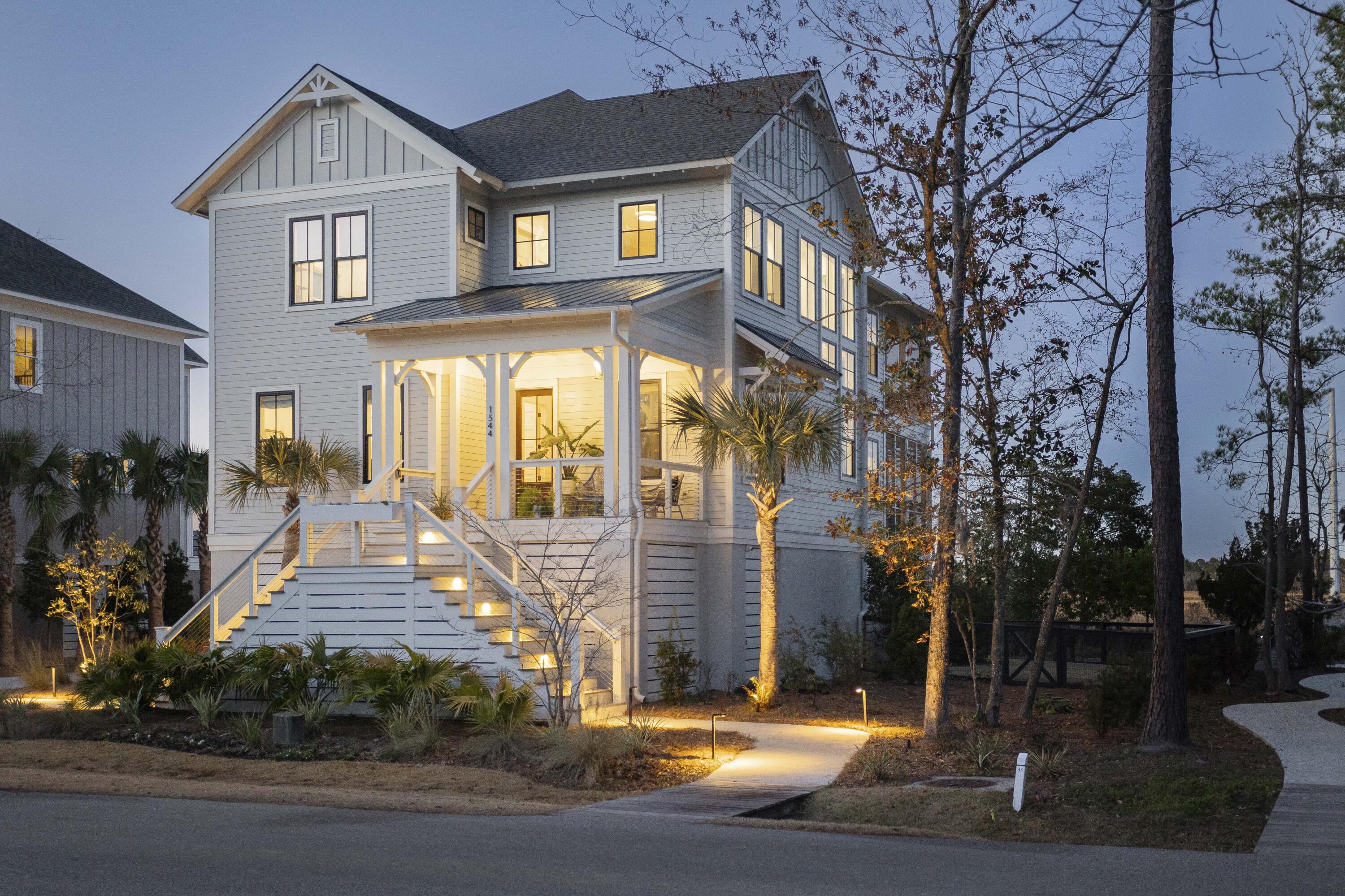 1544 John Fenwick Lane