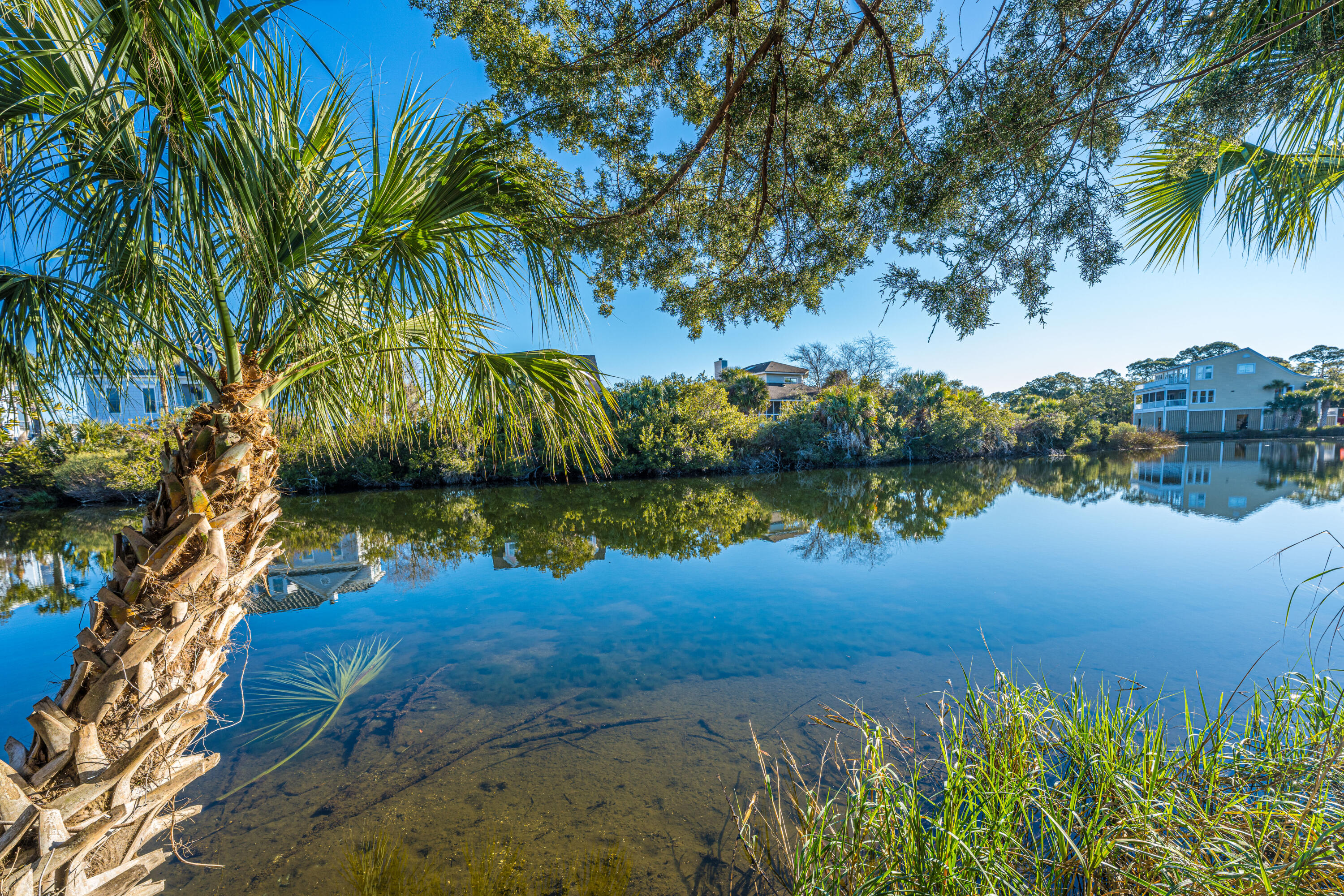 46 Battery Park Road