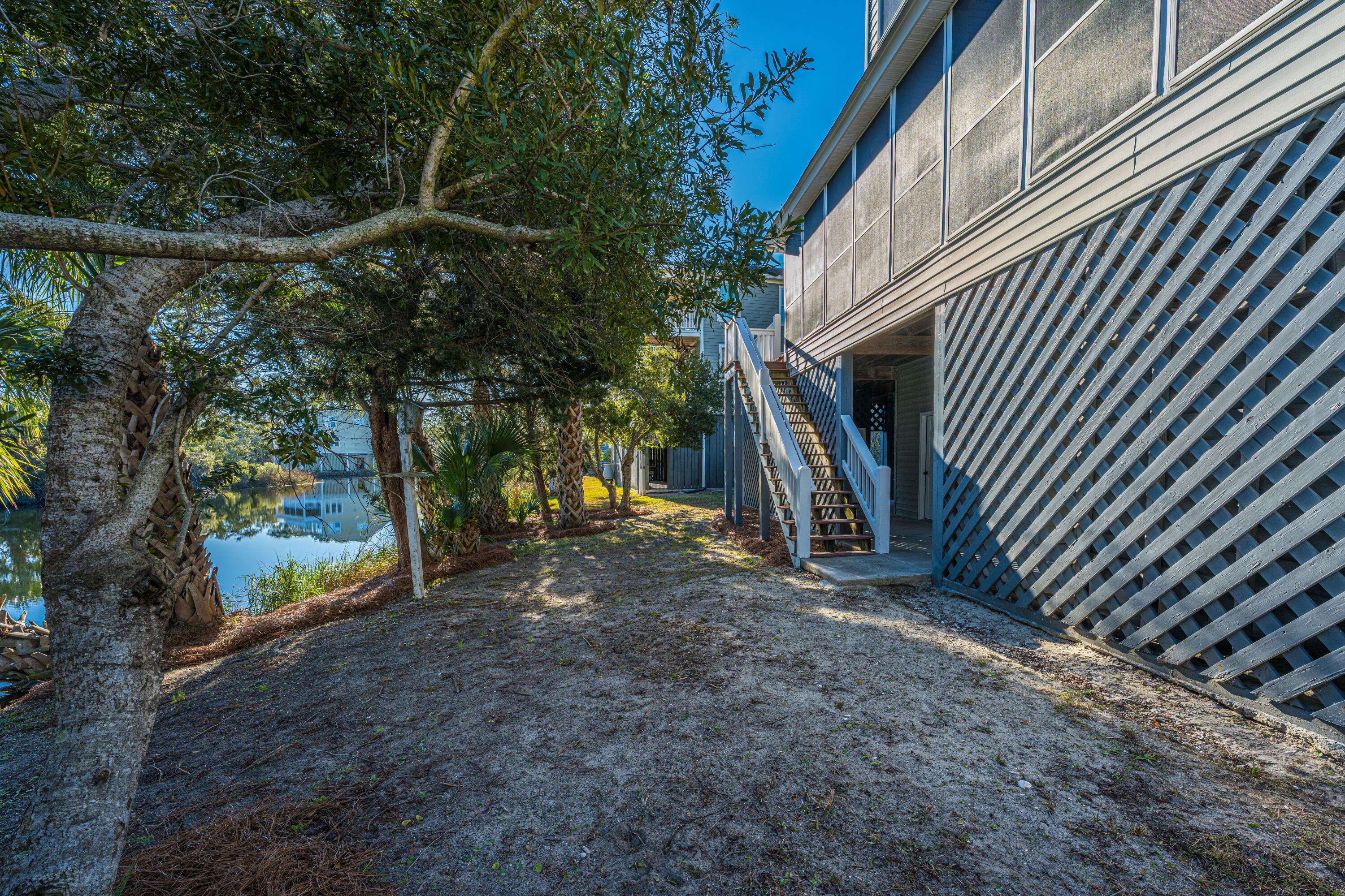 46 Battery Park Road