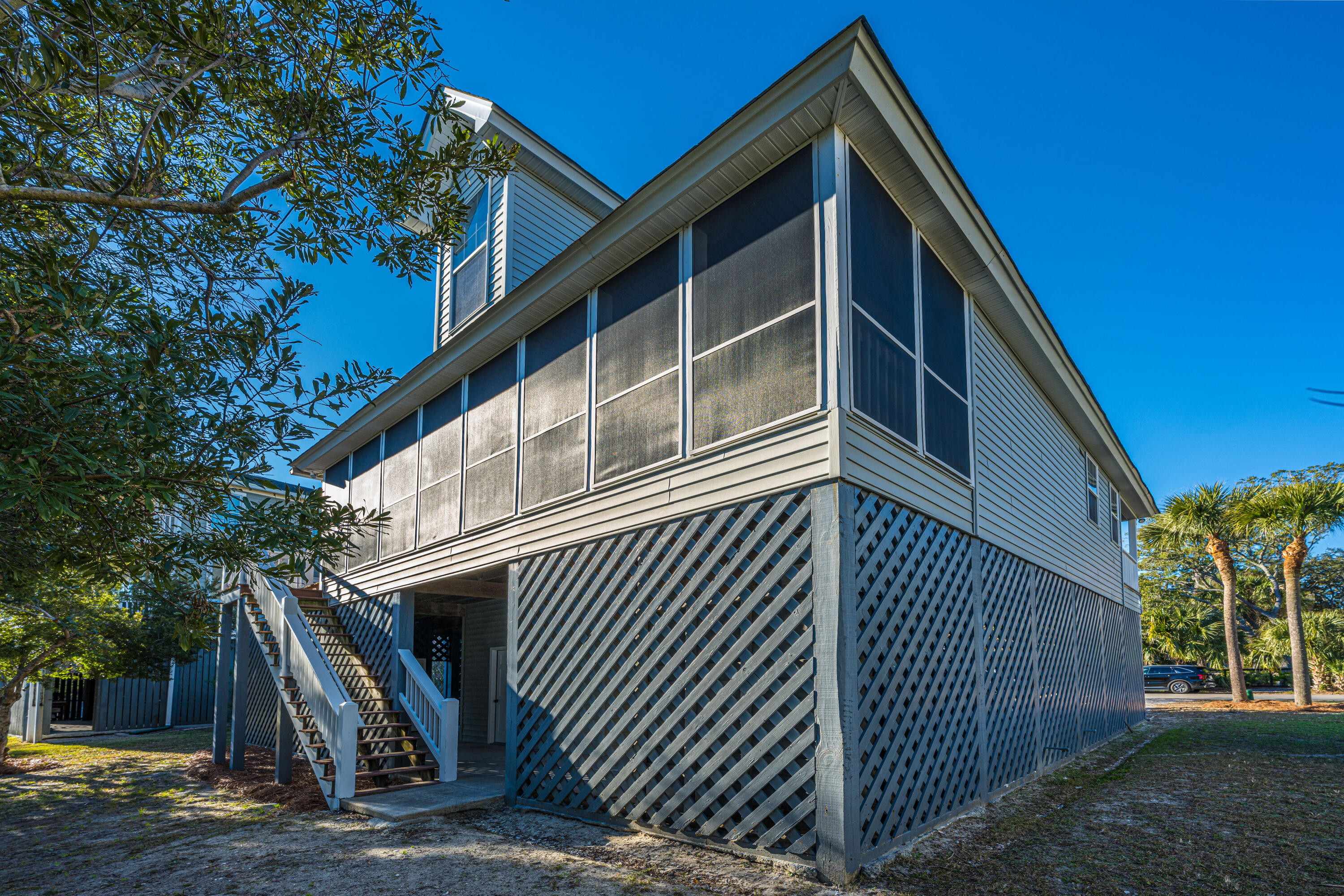 46 Battery Park Road