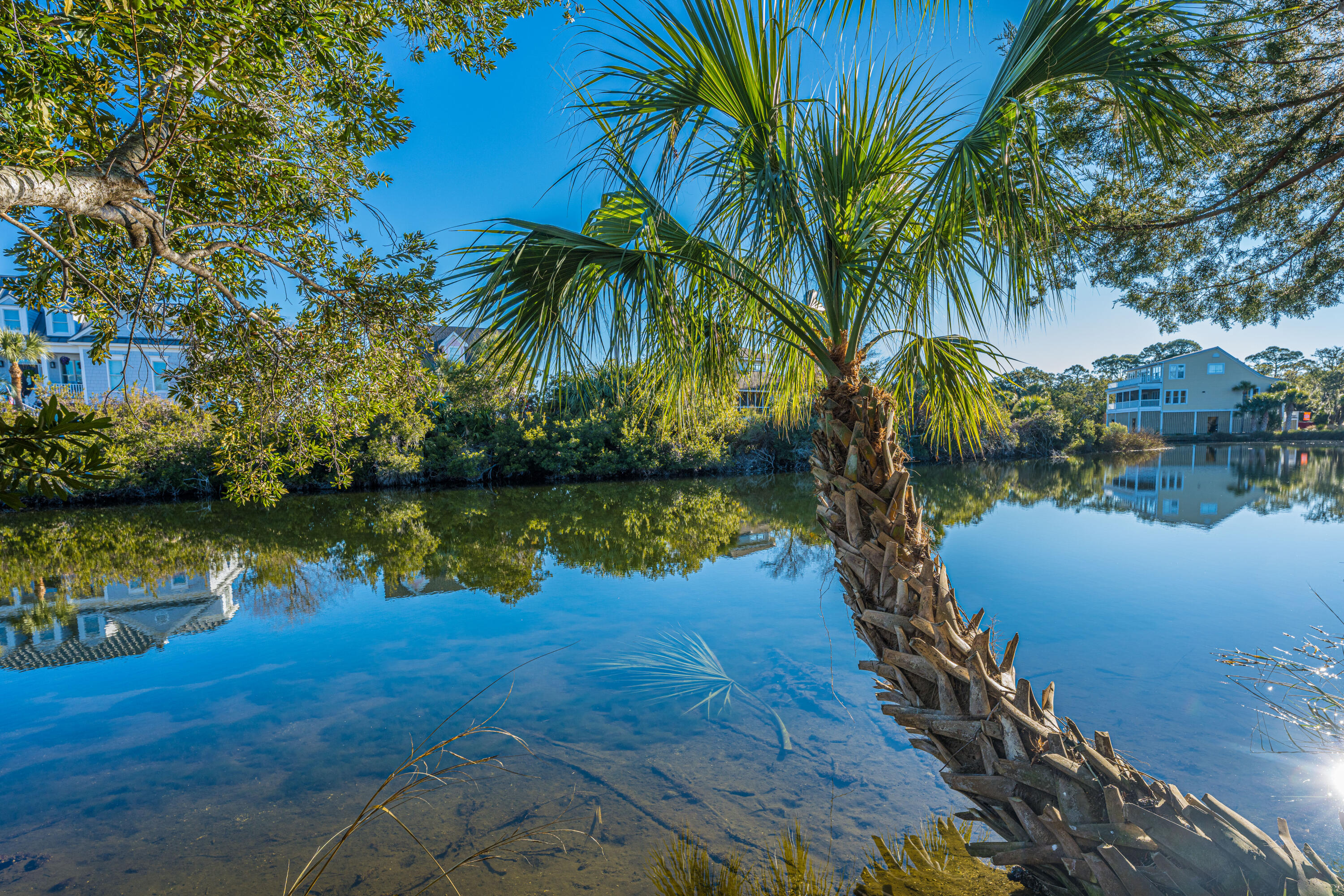 46 Battery Park Road